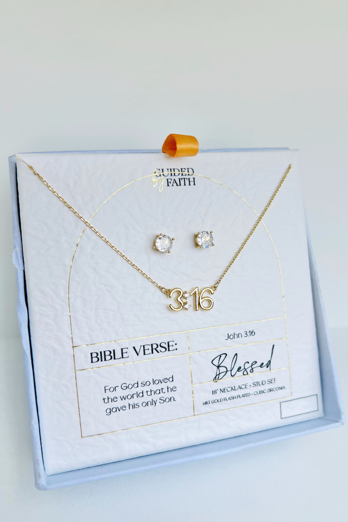 316 Necklace 01.png