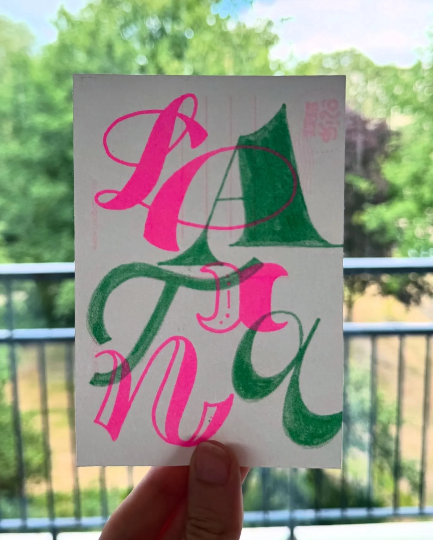Yesterday I had the pleasure of doing a mini workshop with my favorite French people (salut @lea__zhang @maeleburgermystere &hearts;️) at @riso_pop and I LOVED the results! It was my first time experimenting with riso print, and after so many years d