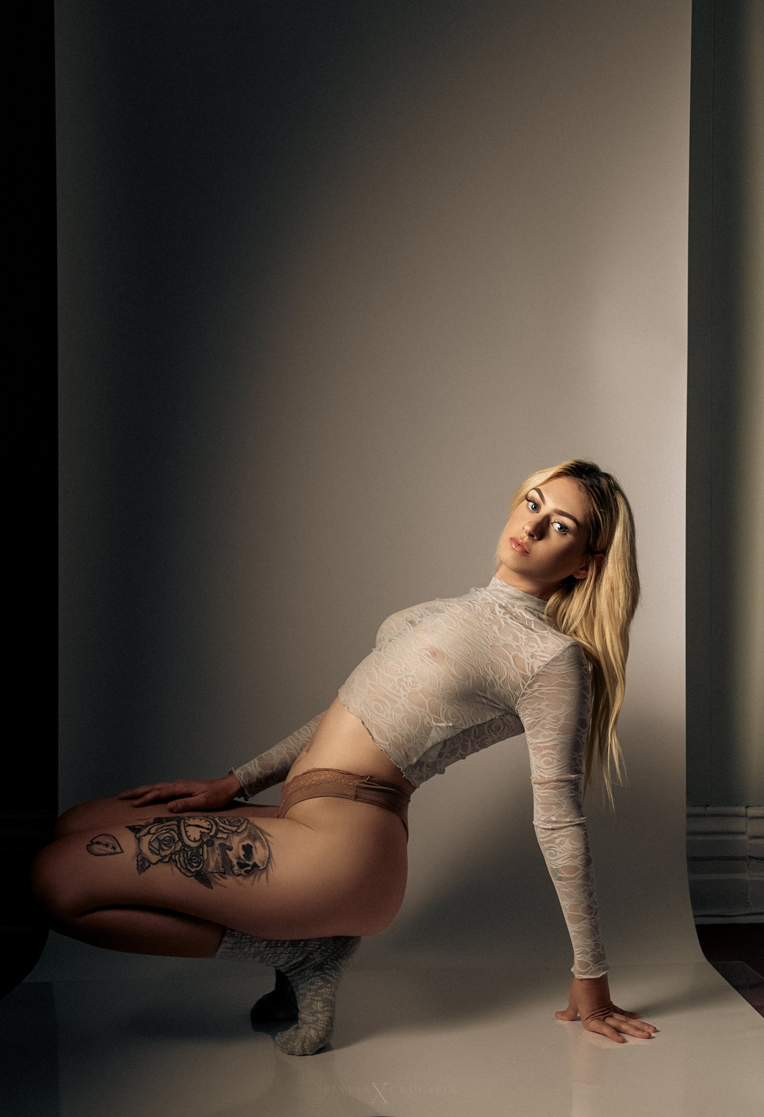 Torii-2719 copy1.jpg