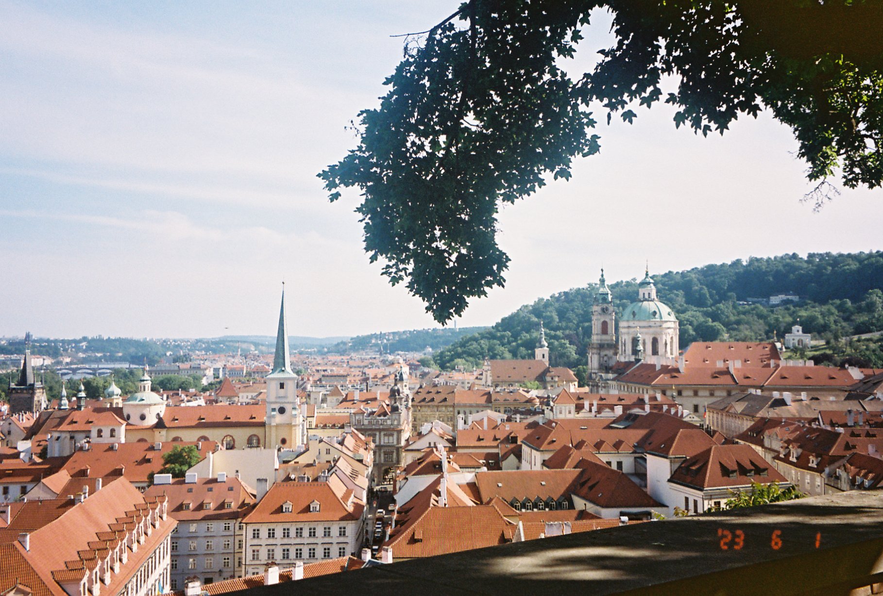 0761369_0761369-R1-059-28.jpg