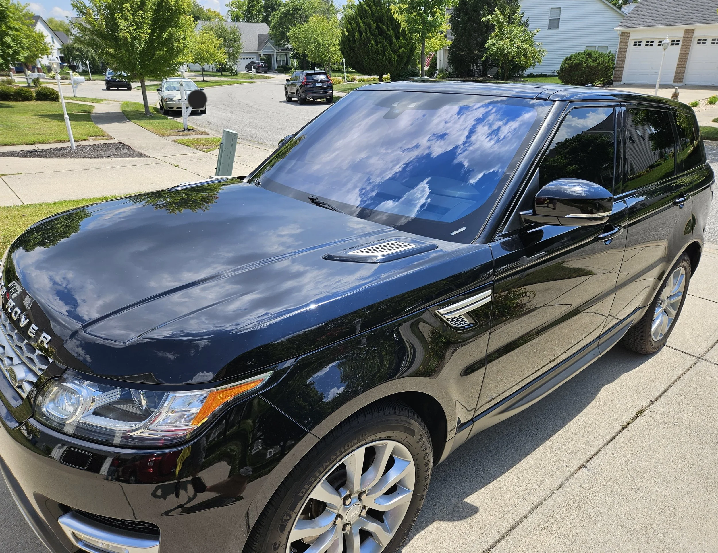 RANGE ROVER - CERAMIC TINT, FULL WINDSHIELD TINT, DOUBLE SUNROOF TINT