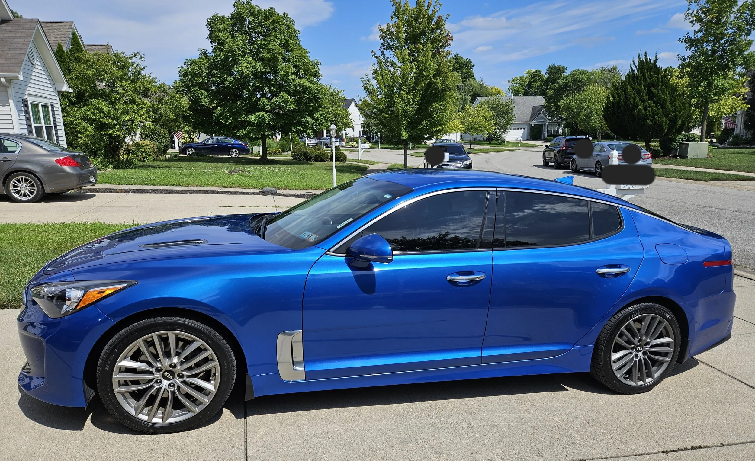 BLUE KIA STINGER - STANDARD TINT