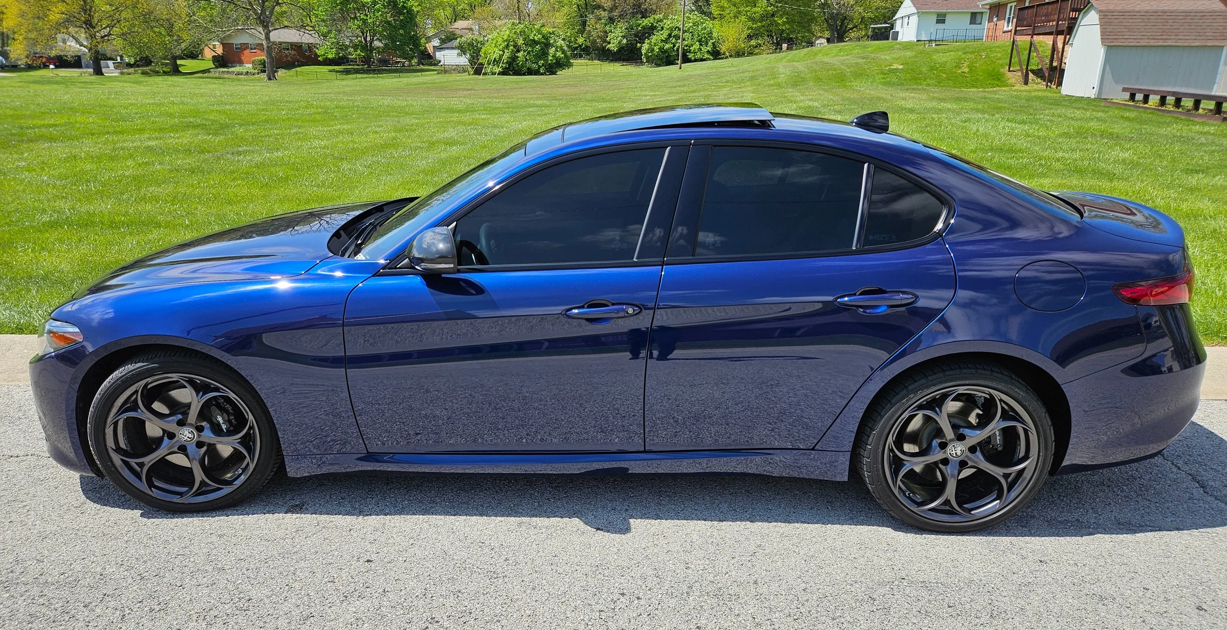 Alfa Romeo Giulia - Glistening in the Sun