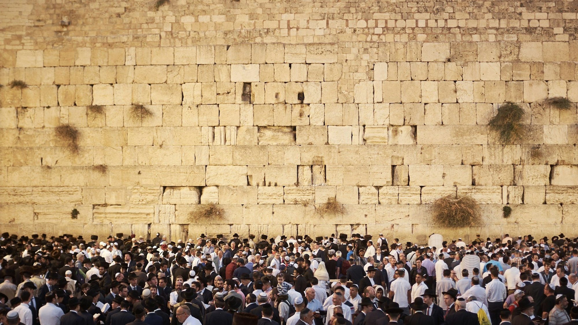 Israel Passover Visit Traveler Guide