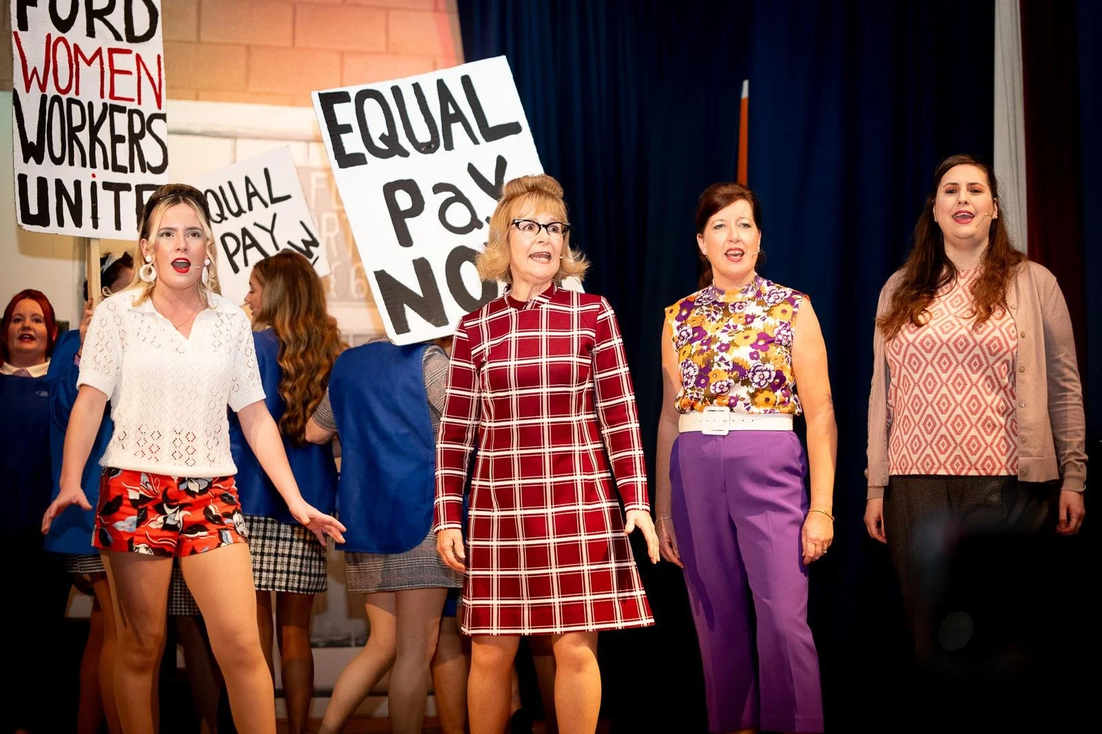 4_Fri_girls.jpeg
