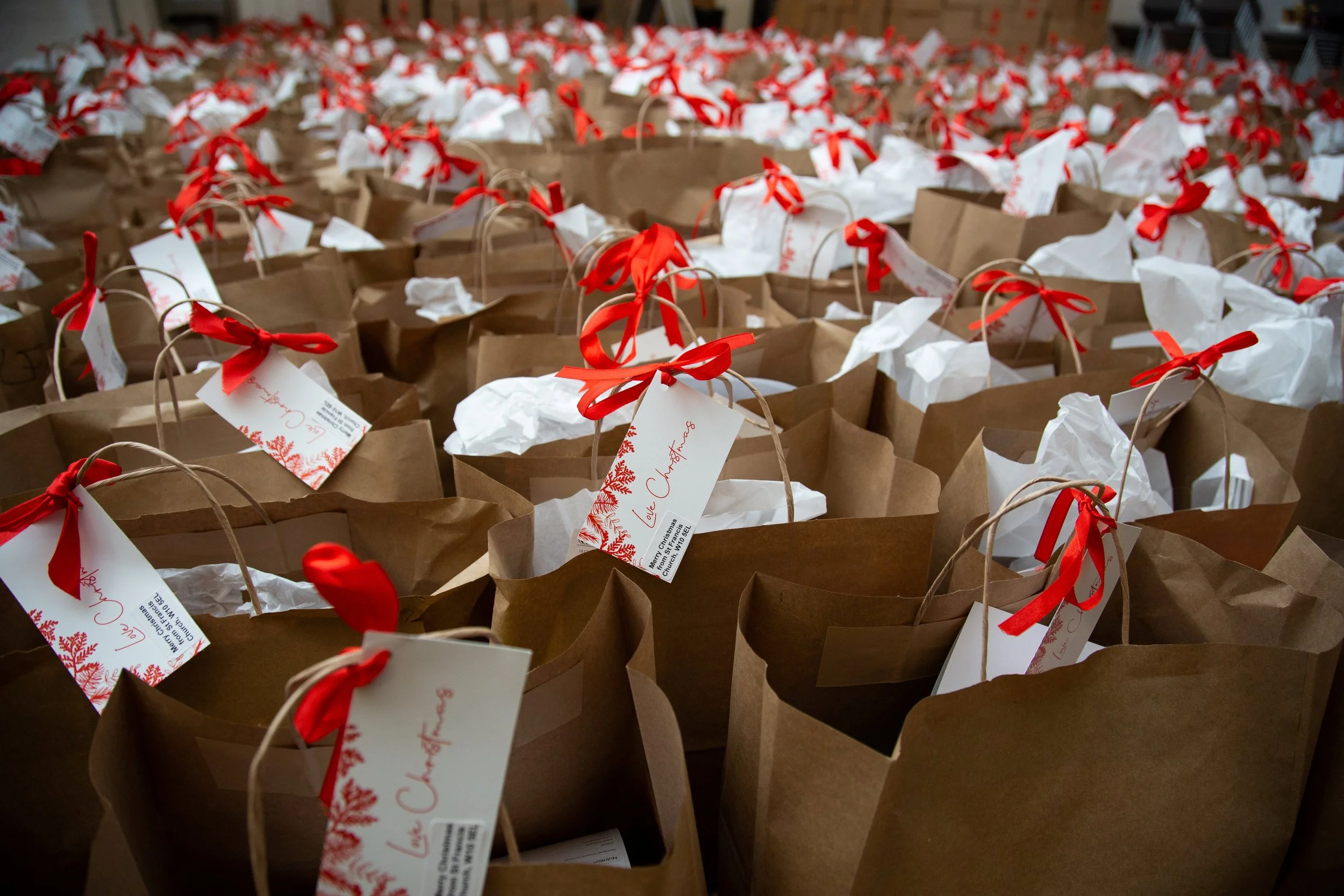 SWNS_CHRISTMAS_BOXES_05.jpg