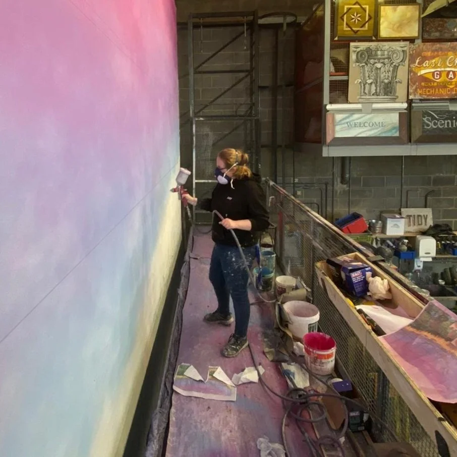Amy Lou Creates - Colourful Abstract Artist