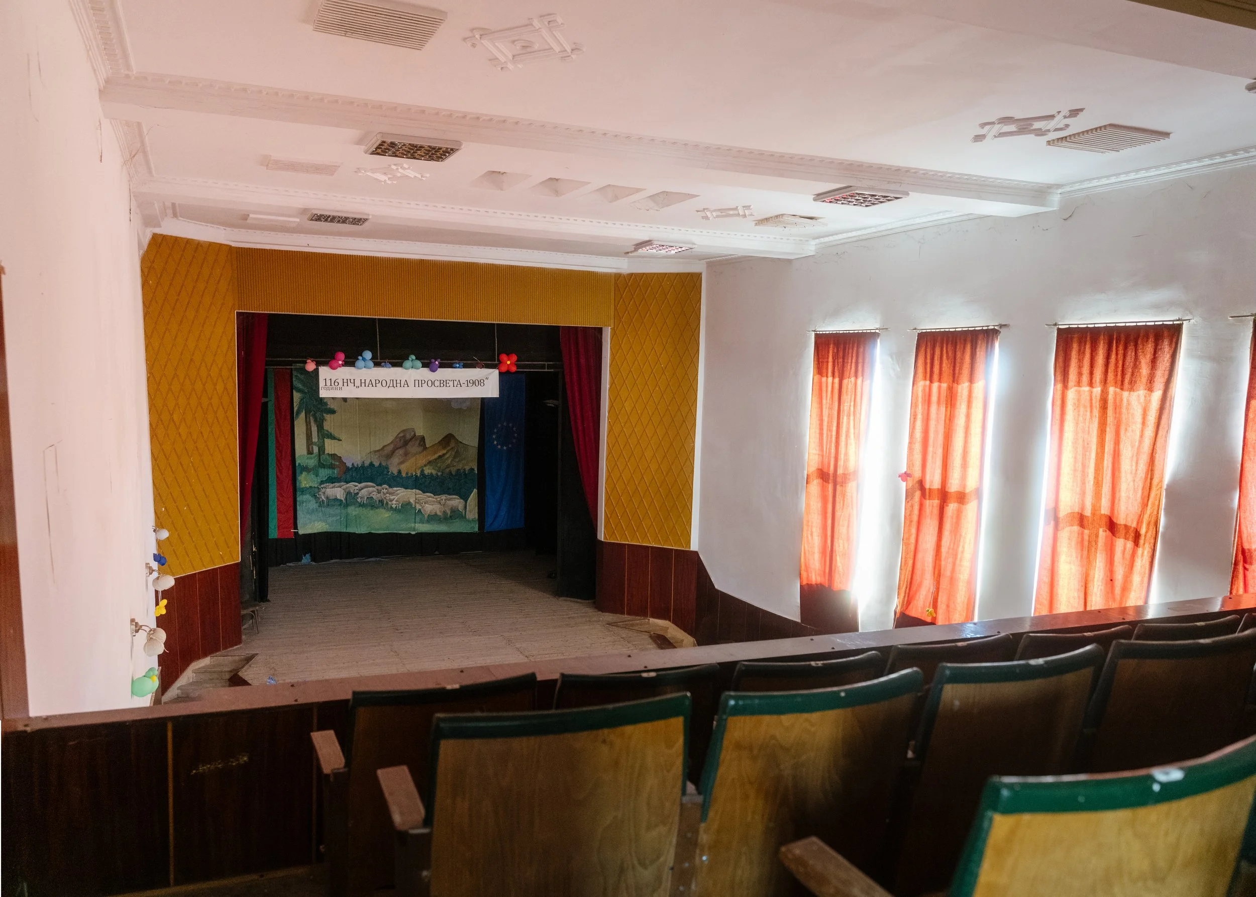 _LKR1561 fullres.jpg