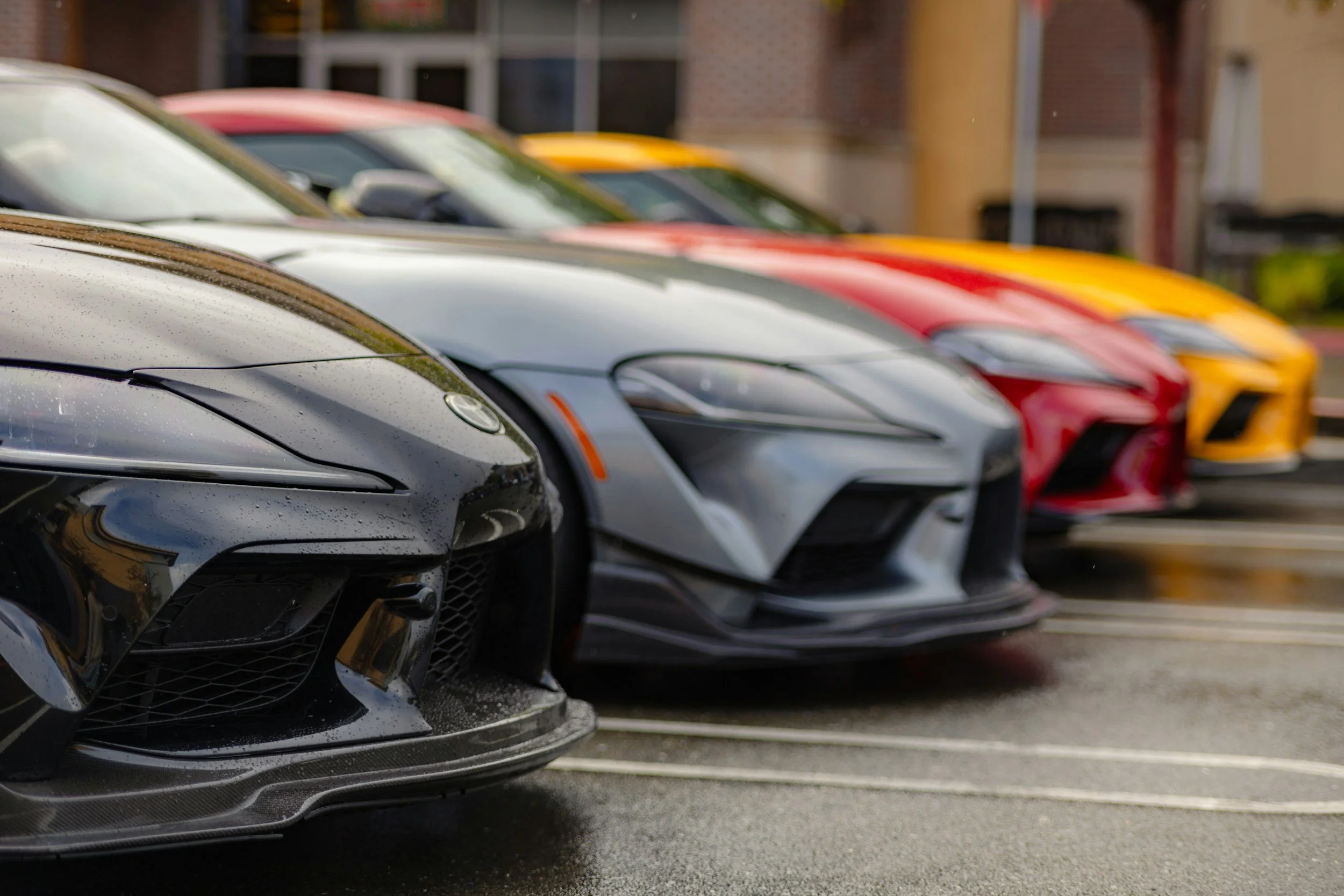 Lote de automóviles en venta, incorporada al sitio del producto Quiero Mi QR de By Enrulada en el ecosistema empresarial Hijas GERENTES.