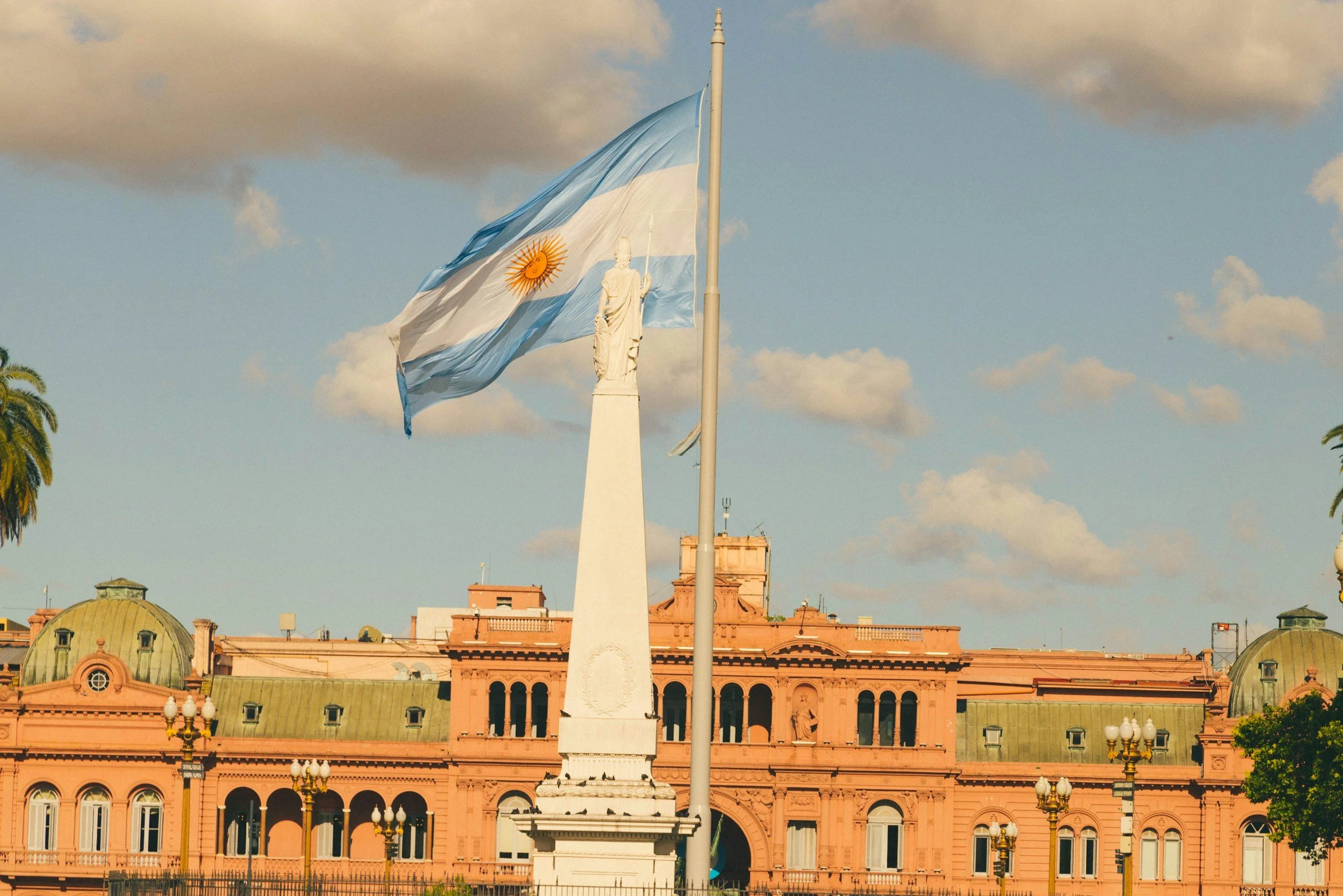 Casa Rosada, palacio de gobierno de Argentina, ilustrando un párrafo del artículo El Futuro que Ya Ocurrió: ¿Tu Gerencia Quedó en el Pasado?, del Lic. Mario Fabián GALLART, en el blog de Hijas GERENTES.