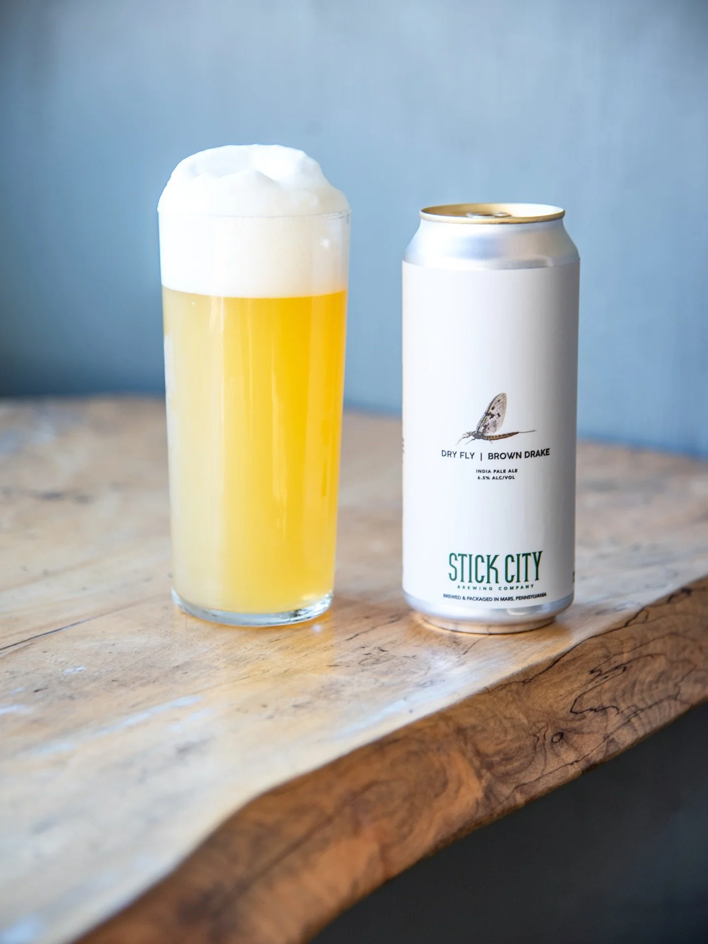 Dry Fly-Brown Drake | IPA | 6.2% alc/vol
.
A classic, Stick City Dry Fly IPA. This one celebrates a June emerging mayfly, the Brown Drake (Epherme simulans). A simple grist of barley allows Amarillo, Strata, &amp; Nelson Sauvin hops to pop. Bright &a
