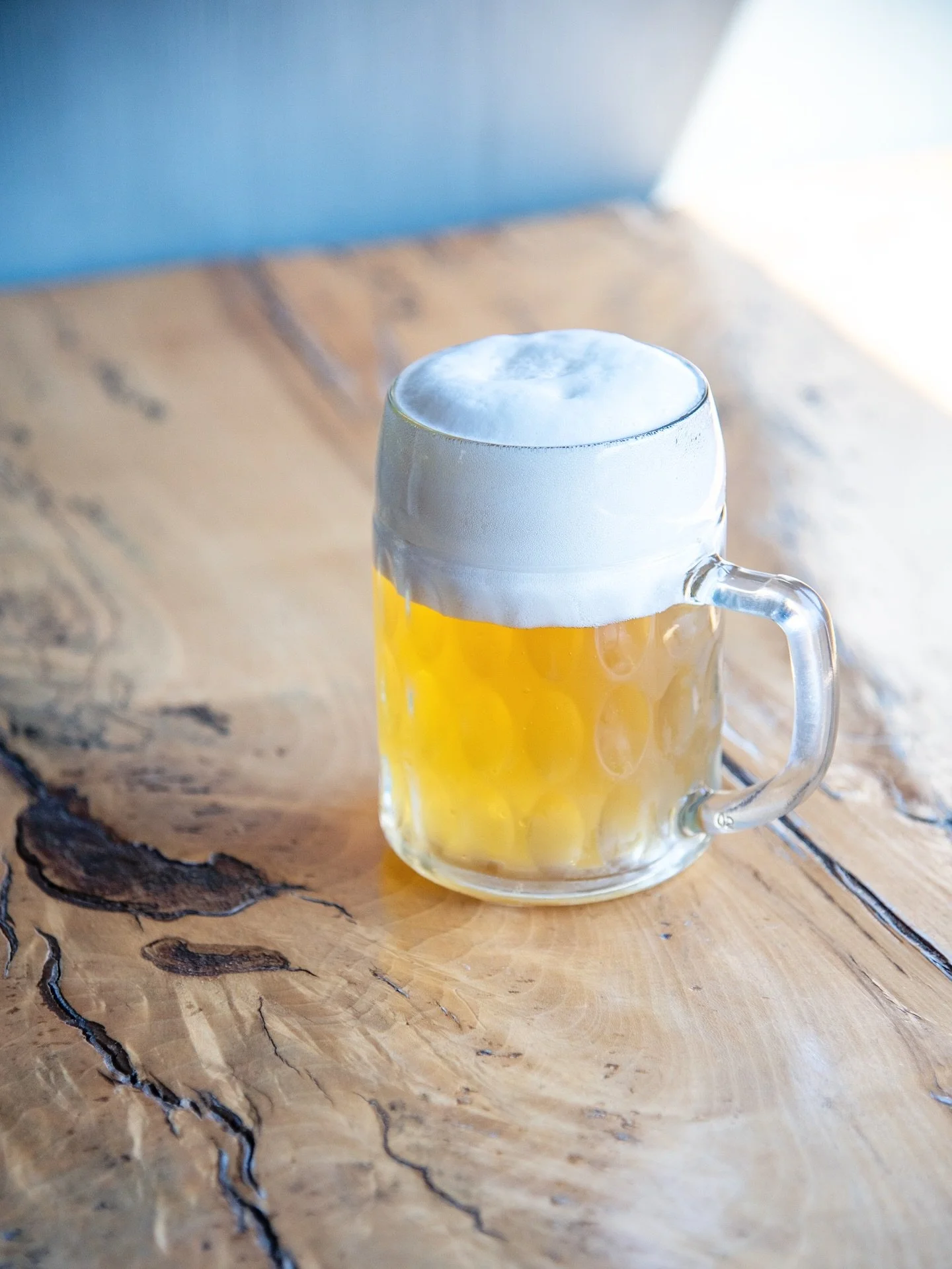 Vista Fresh | Gold Ale | 5.0% alc/vol
.
The first of 4 Pennsylvania fresh hop beers arrives today. Vista Fresh is a simple &amp; flavorfully balanced golden ale featuring Vista hops grown by @hazydazehops. A large whirlpool addition of this vibrant, 