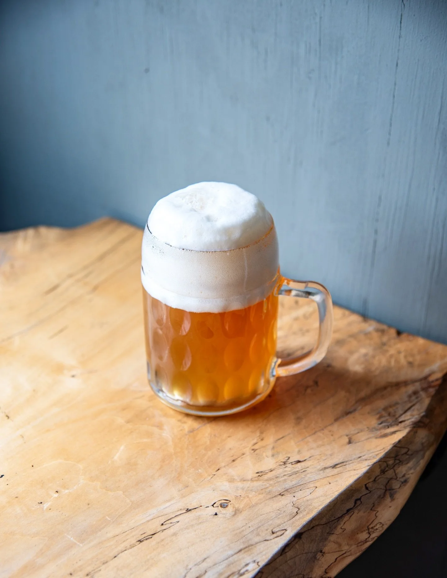 Cowboy | English Pale | 5.4% alc/vol
.
A traditional &amp; rustic pale ale (not hop forward) brewed with PA Bullion hops. Floor-malted Pearl Pale Ale malt and a smidge of lighter crystal and caramunich malts for intrigue.
.
It is classic, balanced, s