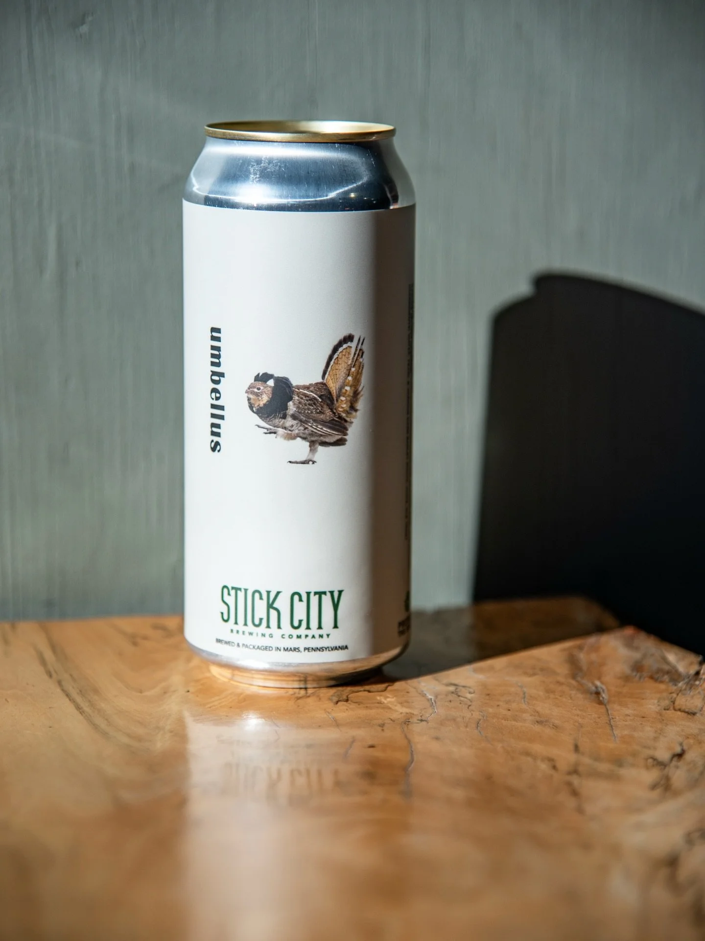 𝒖𝒎𝒃𝒆𝒍𝒍𝒖𝒔
.
Now available in can to-go, with a brand, spanking new (and still dangerously simple) label.
.
At Stick City, we celebrate all things Pennsylvania, especially the native flora &amp; fauna.
.
Fresh beer, no gimmicks / fads, only nat
