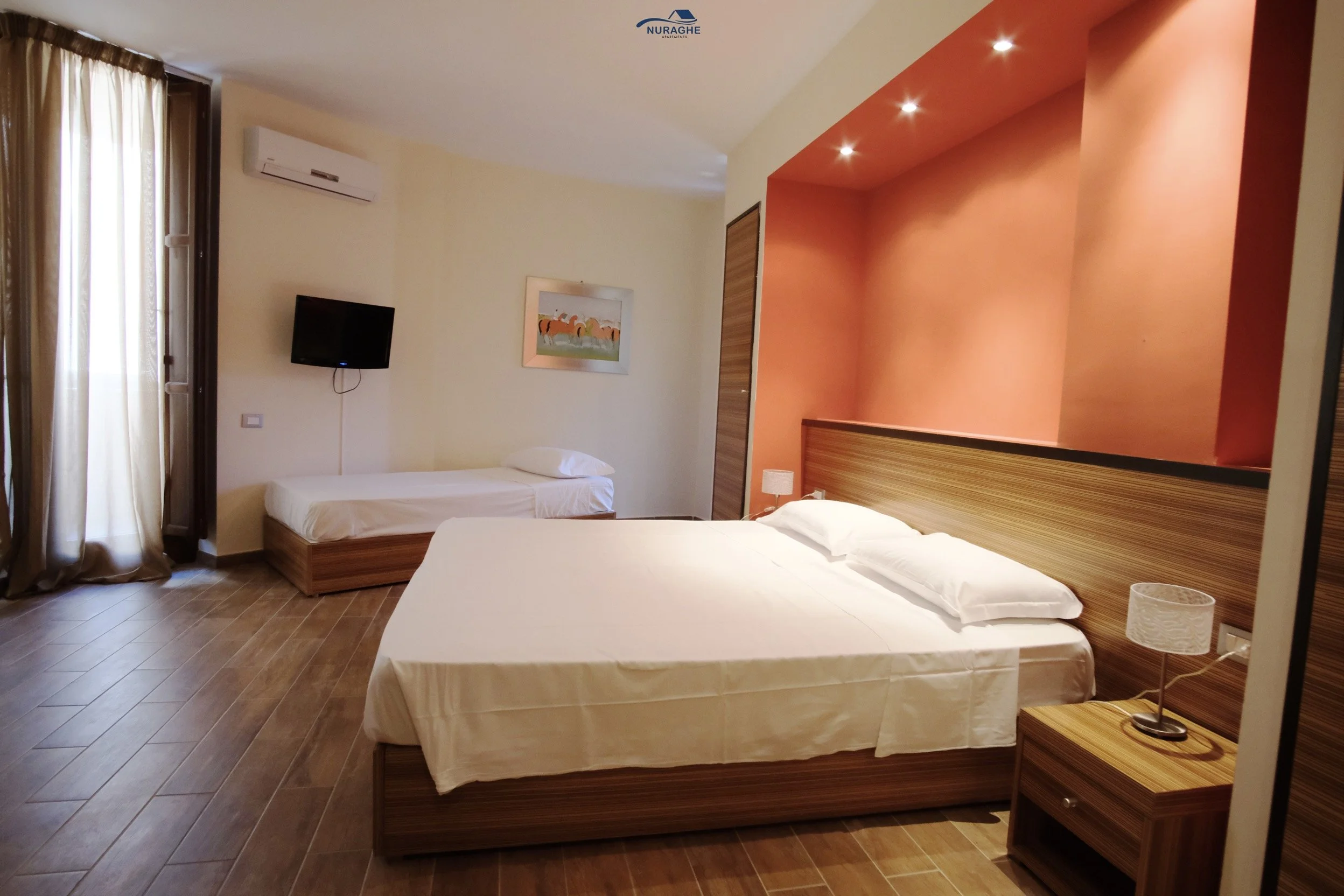 3-PERSON ACCOMODATION