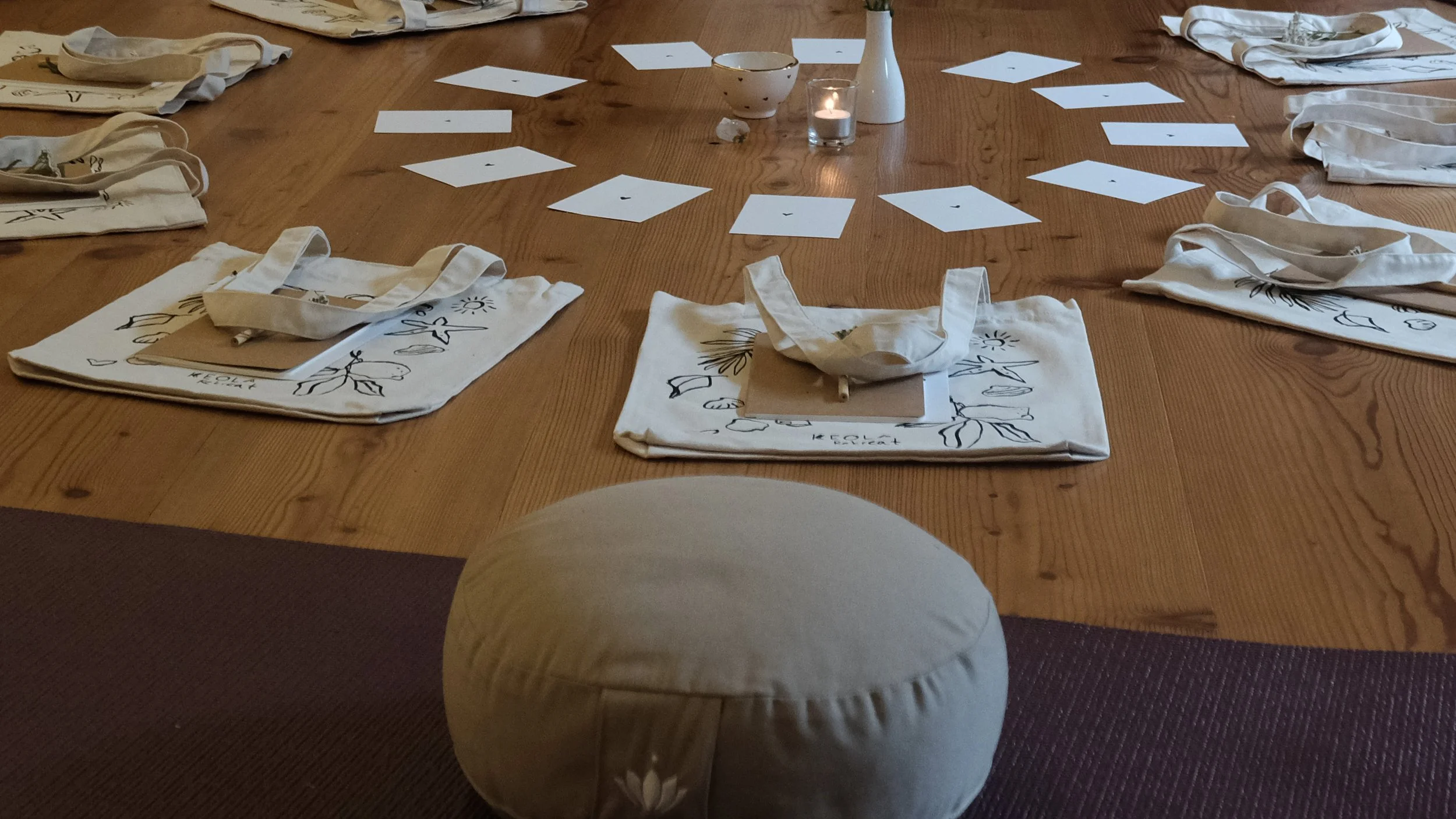 yoga_welcomecircle3.jpg