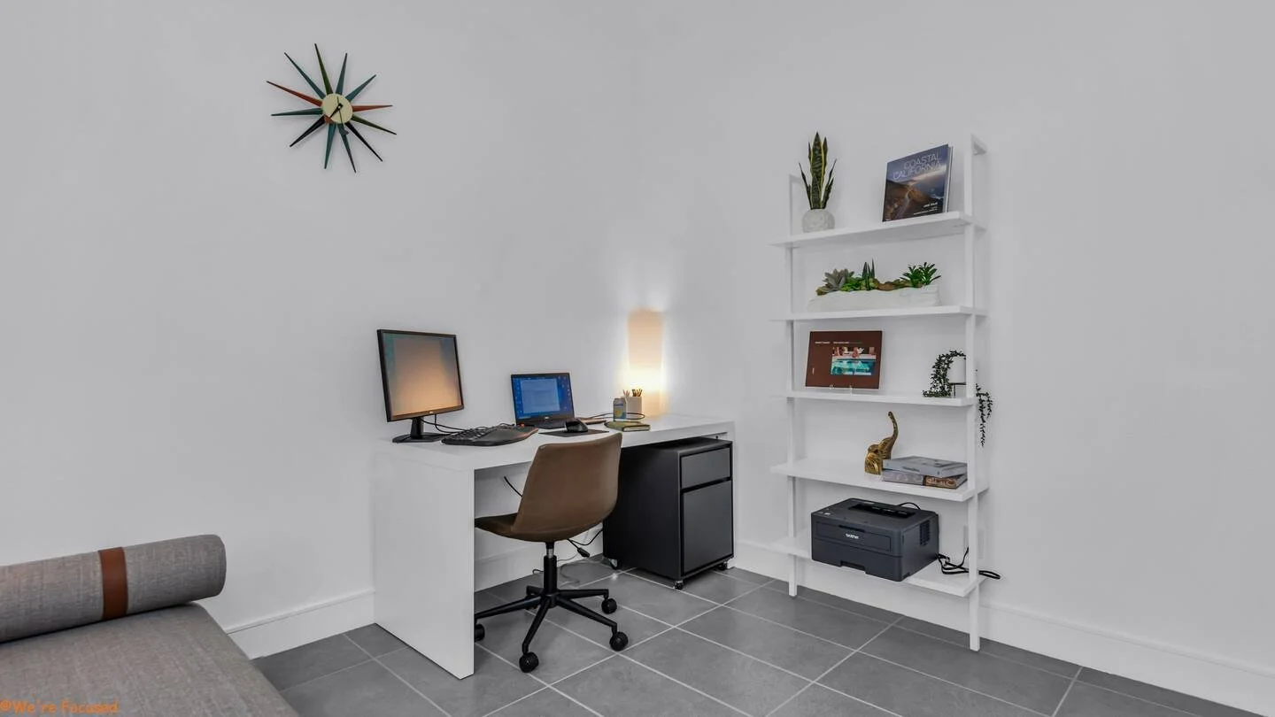 21-Office.jpeg