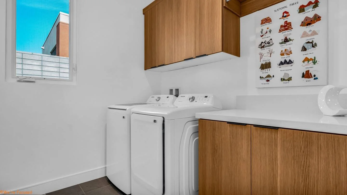 25-Laundry.jpeg