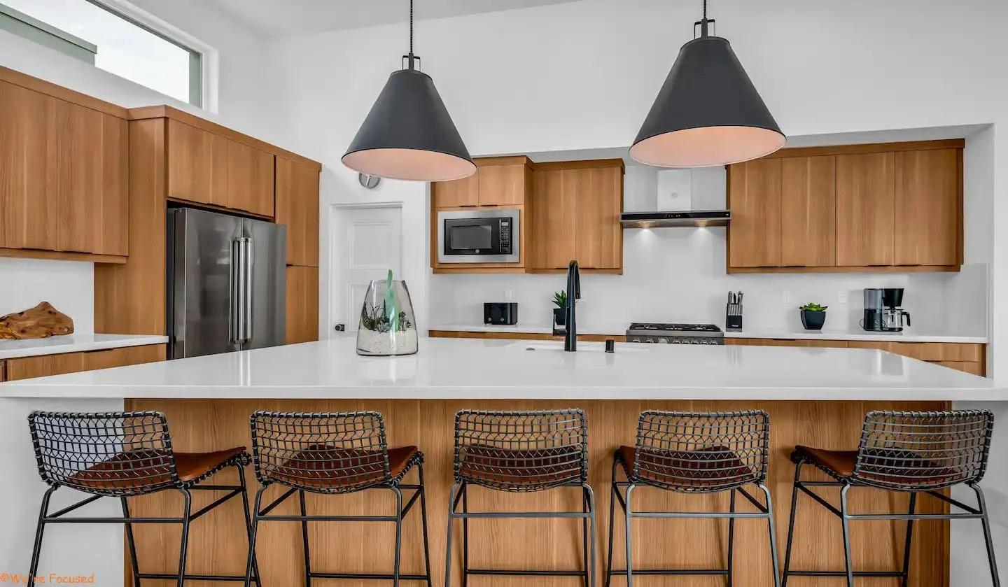 7-Kitchen.jpg