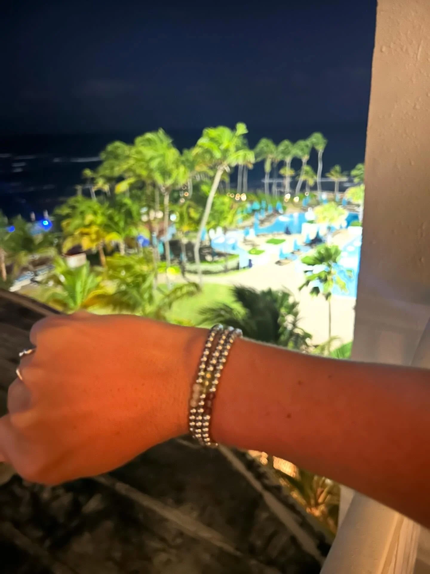 BRB pretending I&rsquo;m on vacation through your stack pics 🌴 Thanks for bringing some sunshine to this cold weather ❄️☀️

Keep tagging me! I love seeing where your stacks go ❤️☀️