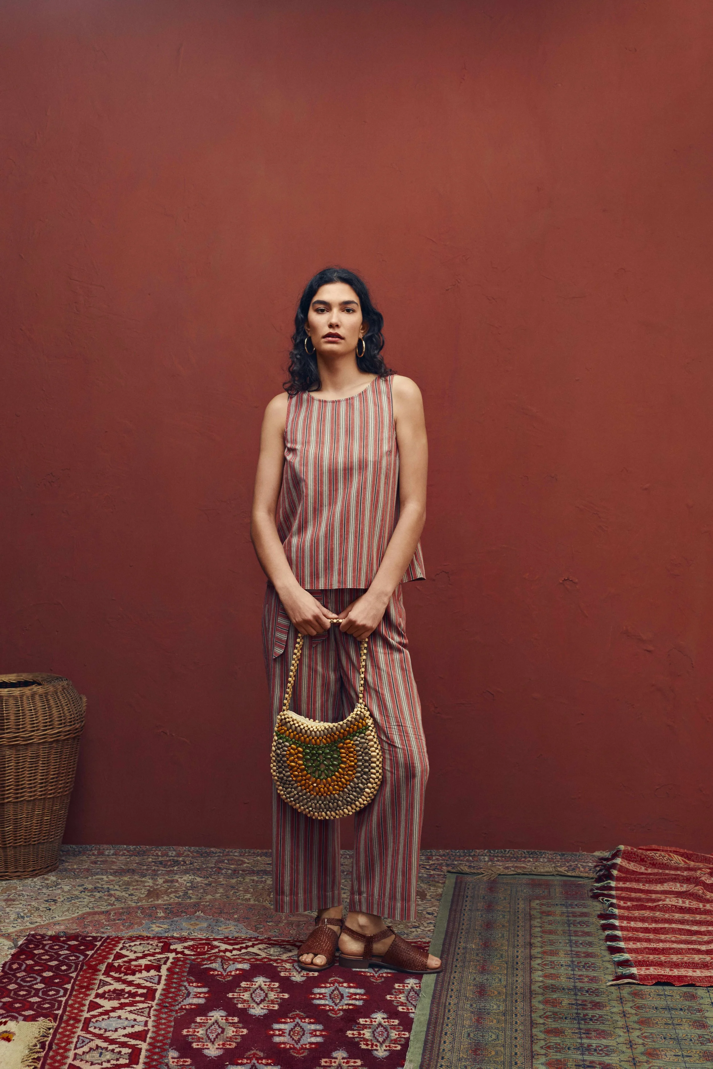 202405_medina_femme_jpg_rvb_high copie 2.jpg