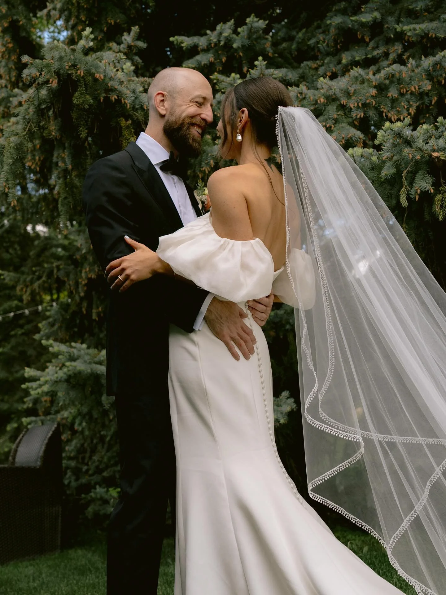 This is what forever feels like

Photographer: @shutupbiz
Coordination: @enchanteddesignscolorado
Venue: @boulderflowerfarm
Florist: @sturtzandcopeland
Catering: @sugarpinecatering
Hair + Makeup: @mfbeauty__

#boulderflowerfarm #boulderflowerfarmwedd