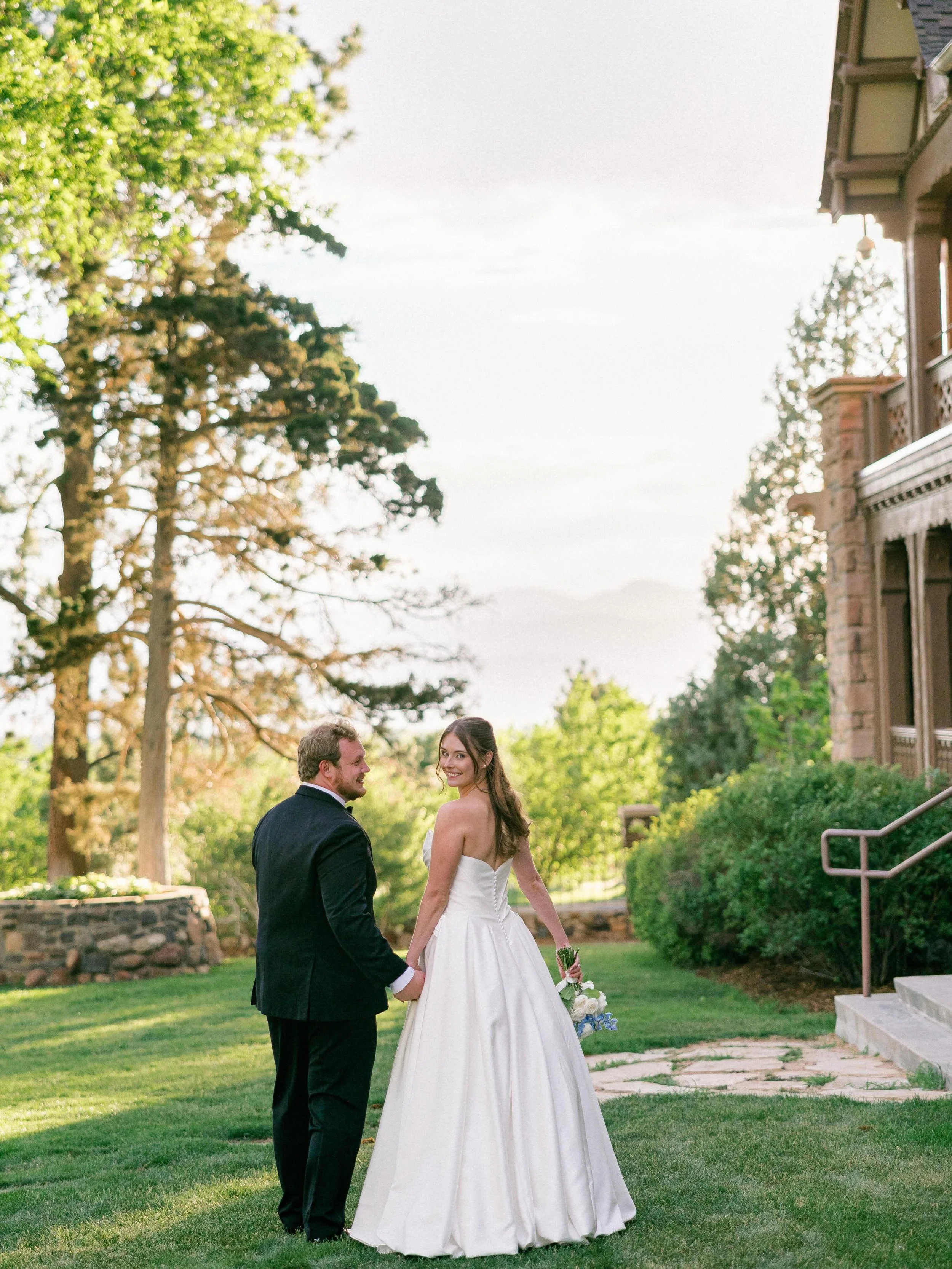 Taylor + Trenten
6.6.26

These two high school sweethearts got married at Highlands Ranch Mansion earlier this month and it was such an amazing day!

It was such an honor to get to be apart of their day, you could just feel the joy in the room the wh