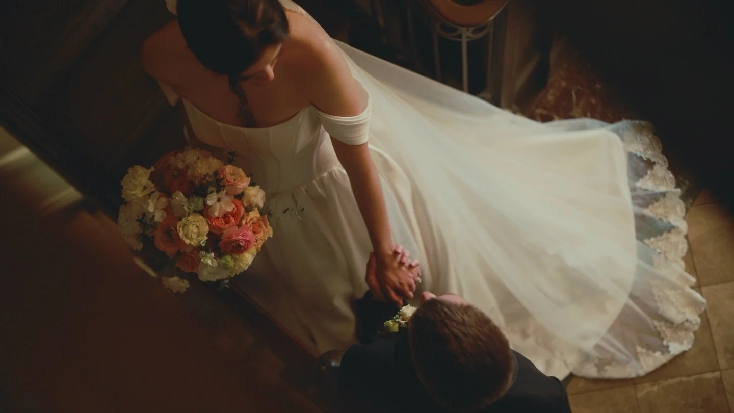 Sometimes moments just read like poetry. 🪶 Here&rsquo;s a lil sneak peek at Kaylee &amp; Alan&rsquo;s special day. Stay tuned for more. ✨

VENDORS
Bride: @kayleeyocum 
Planner: @timeless_rose_events 
Venue: @hotel_icon 
Photographer: @britfloydweddi