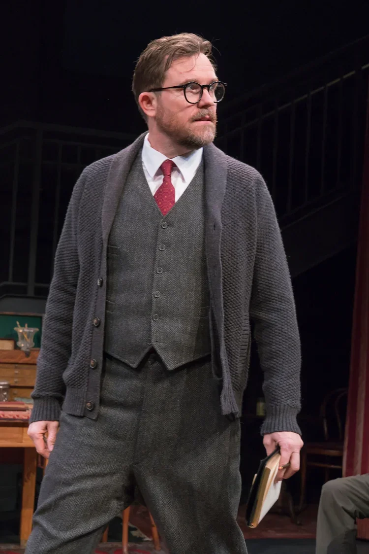 Pygmalion-02.jpg.webp