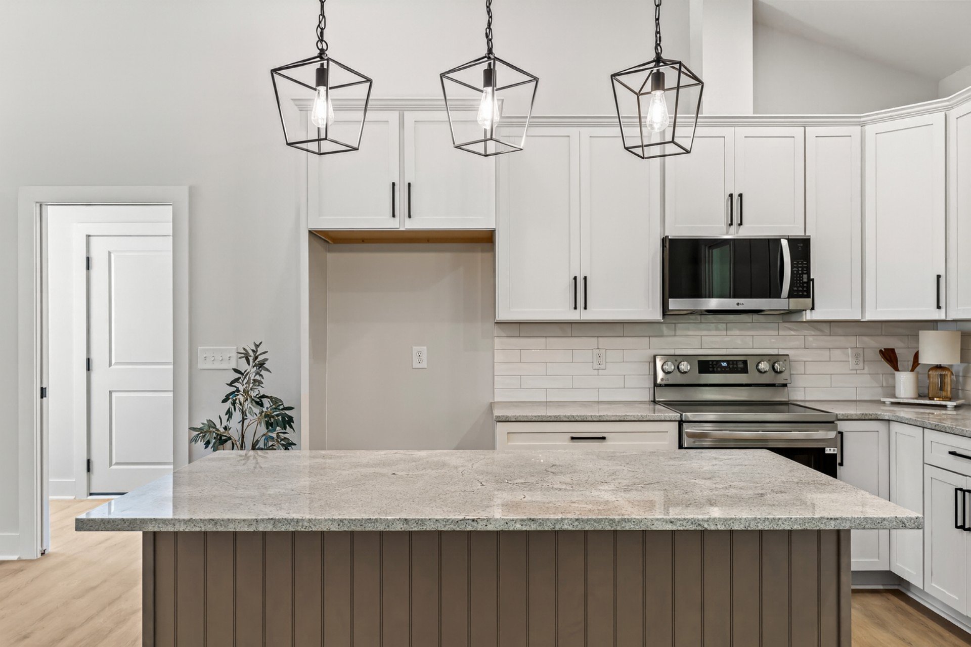 Kitchen 3.jpg
