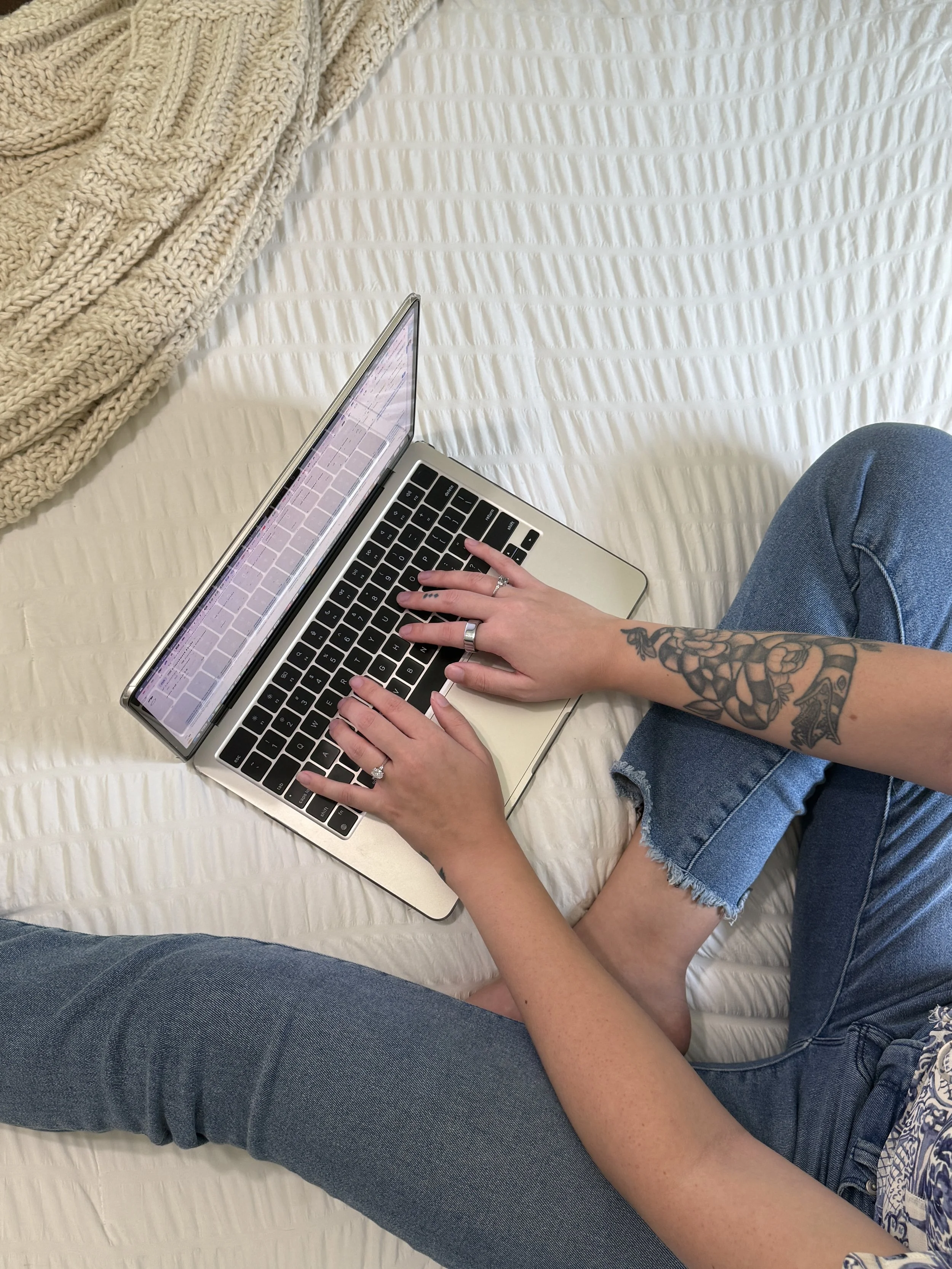 imagine 100 pitches sent for you every week 💌