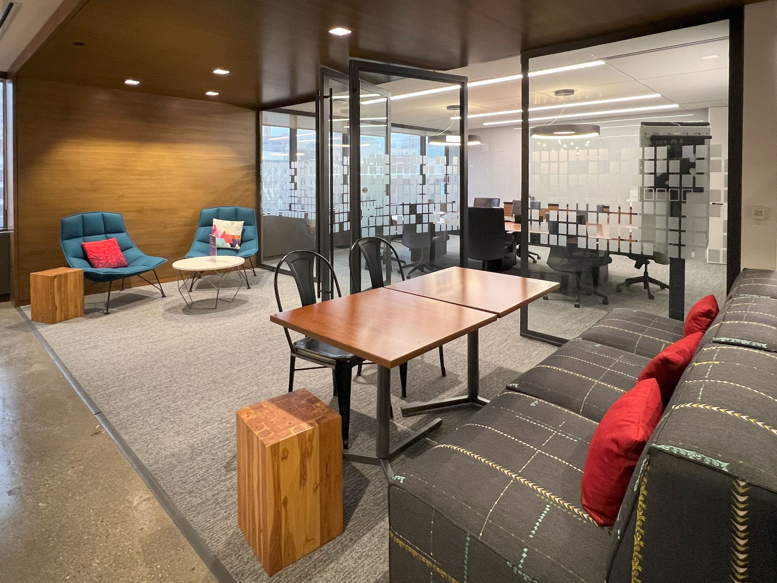 Reception and seating area in Suite 400 at 99 Monroe office building