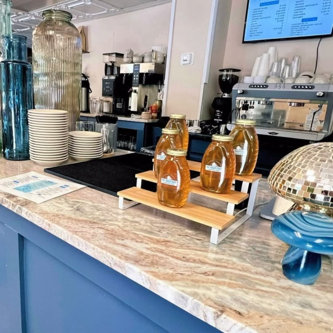 🗣️ Comfort is now open earlier & on Tuesdays! #morecomforteveryday
.
.
.
.
#comfortkitchen #comfortfood #tuesdays #tuesdayvibes #coffee #coffeebreak #coffeehouse #coffeetime #kinnelonnj #kinnelon #eat #eatlocal #eatlocalnj #supportsmallbusines