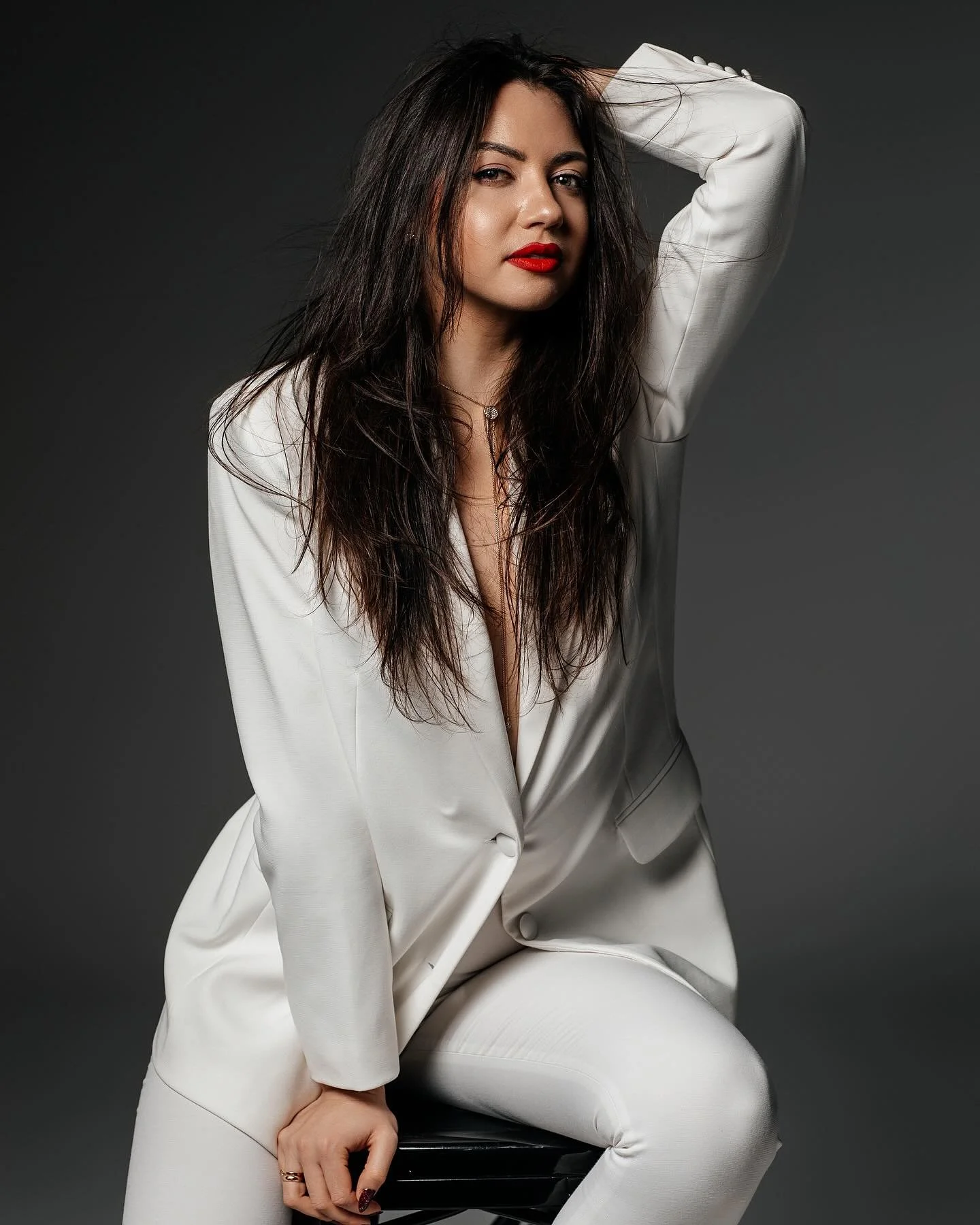 As a photographer, I&rsquo;ve had the privilege of witnessing firsthand the transformative power of a photoshoot. Beyond the flash of the camera and the creative poses, there lies an opportunity for empowerment, self-expression, and confidence buildi