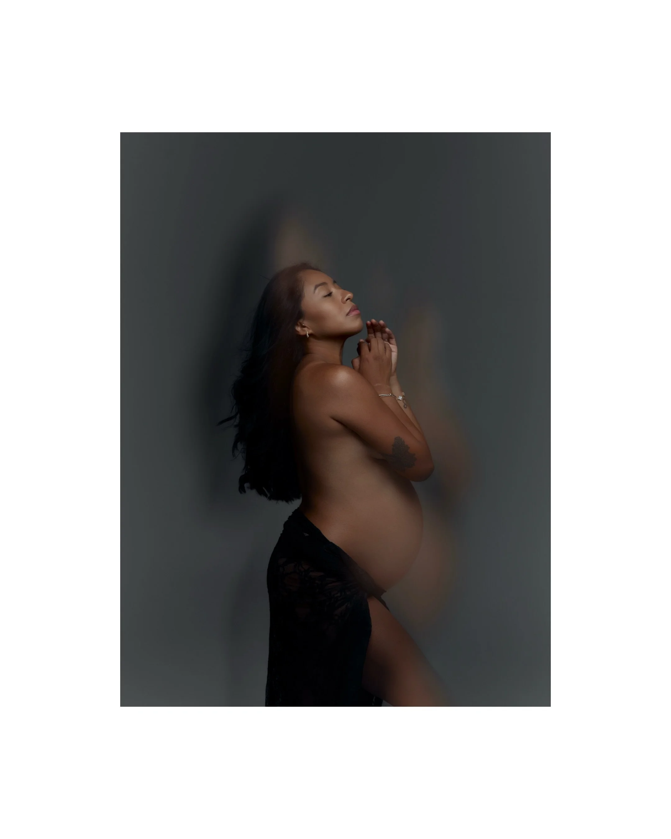 There is nothing more powerful than a woman creating life. Pregnancy is strength, softness, beauty, and femininity in its purest form🤍

Maternity photographer CT |mom to be NYC