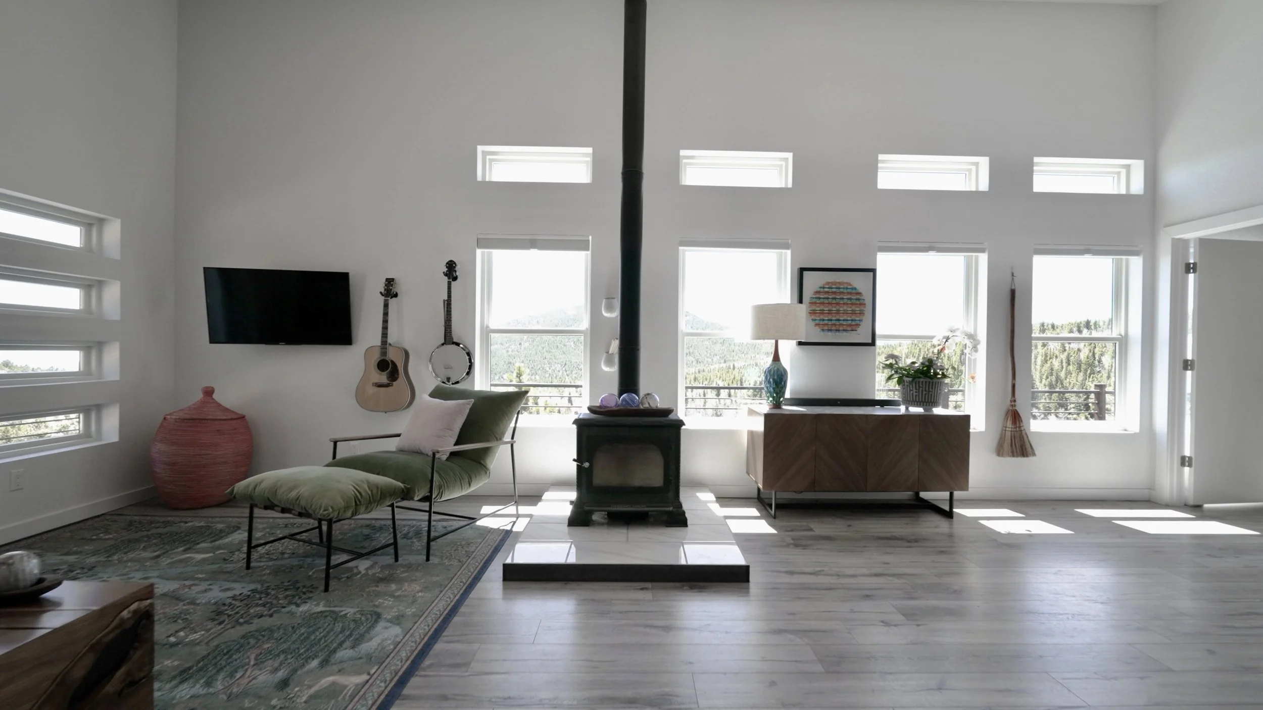living room 119.jpg