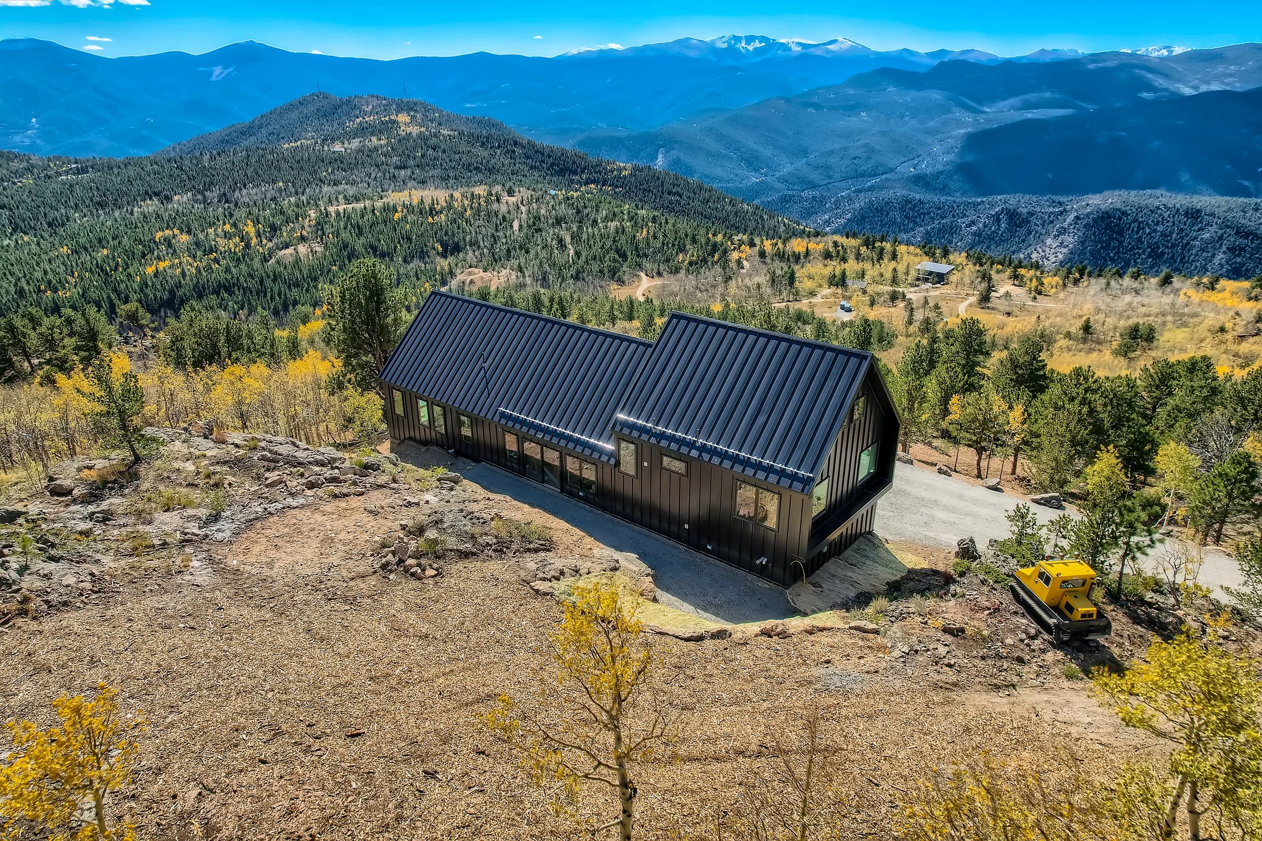 09 Exterior Rear.jpg