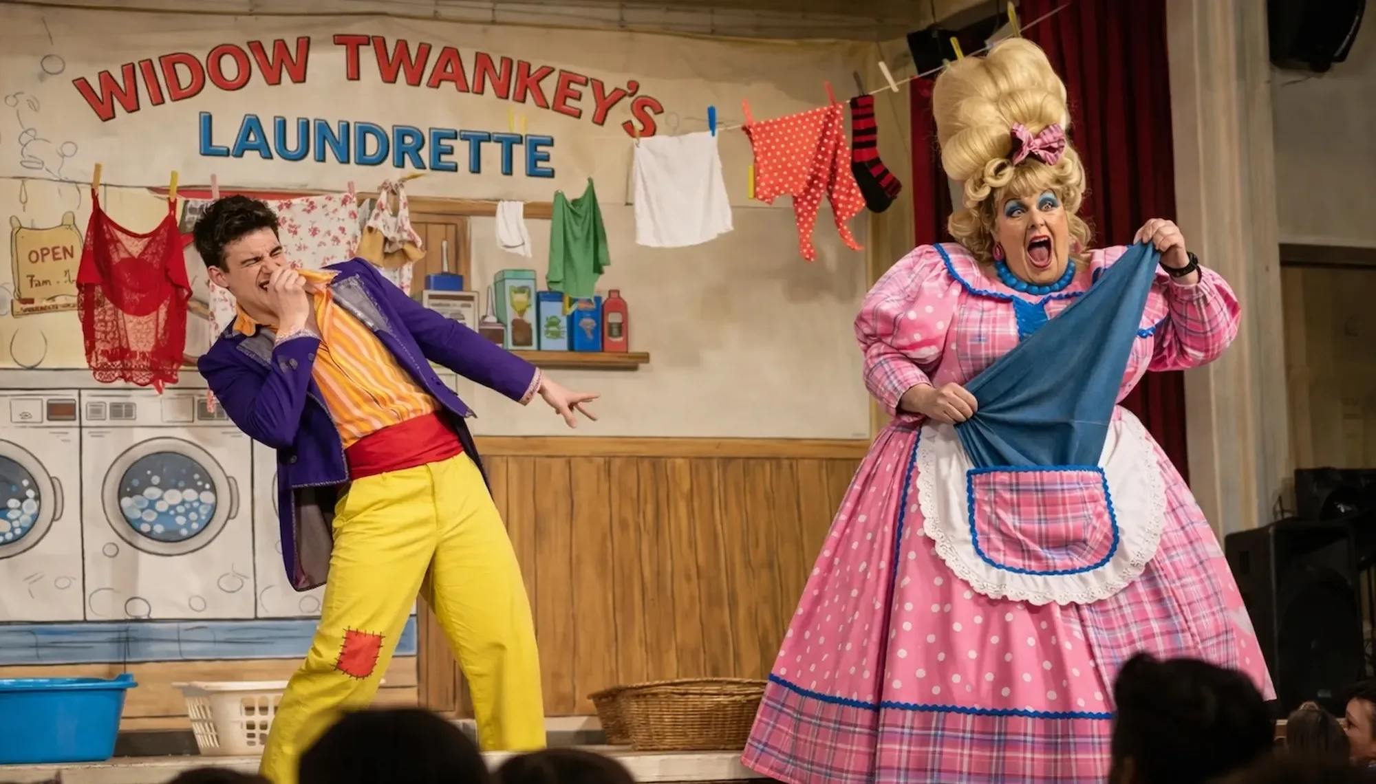 Aladdin pantomime script image featuring Widow Twankey and Wishy Washy