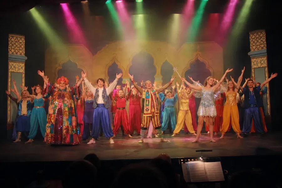 How to Recruit New Members for Your Pantomime Group