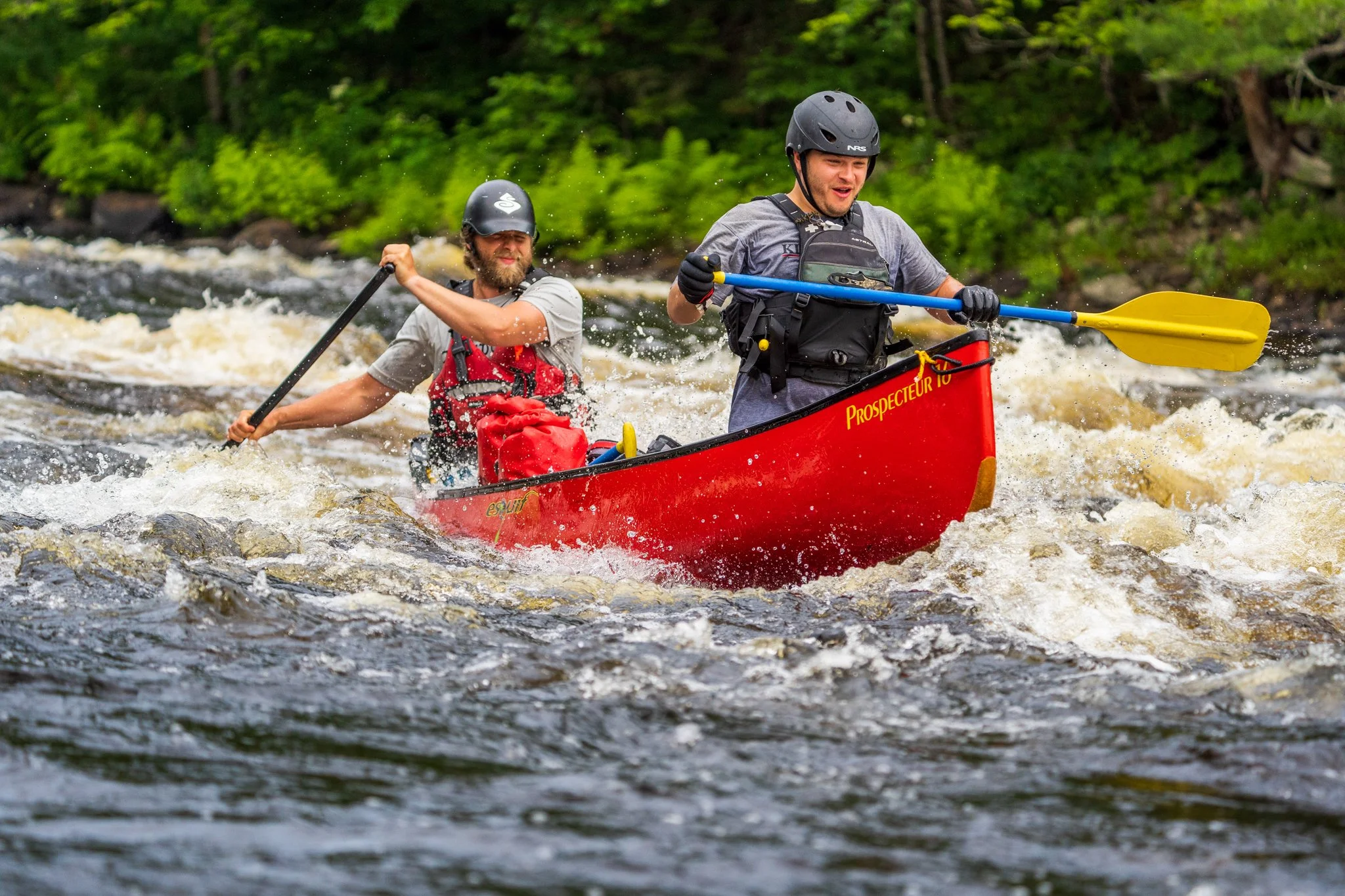 Canot sur la rivière Dumoine