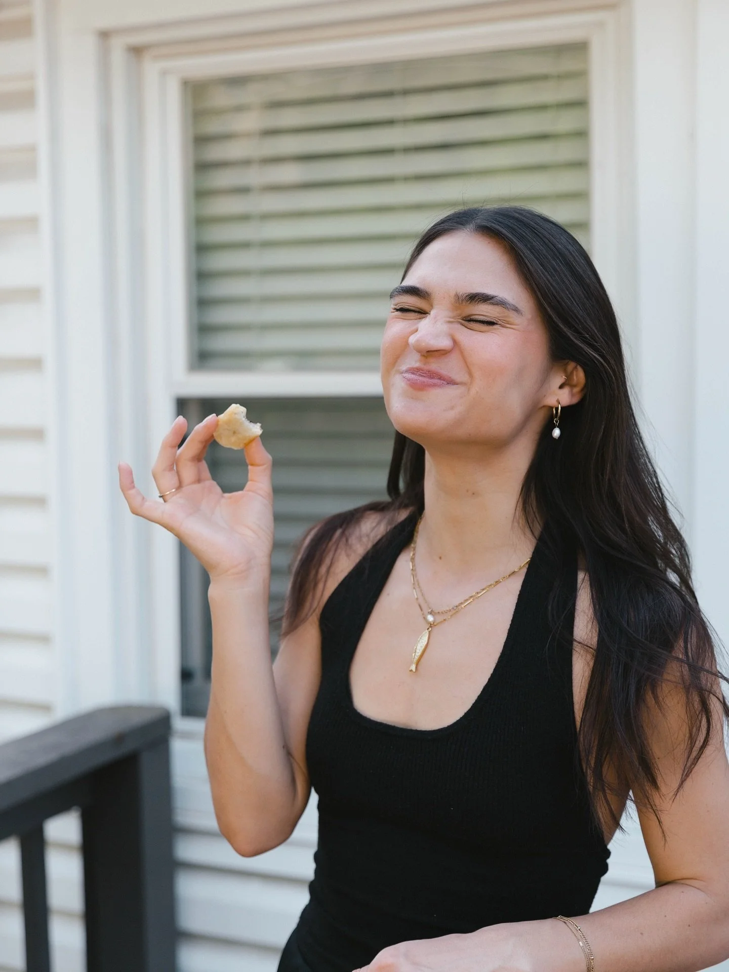 All smiles, all night, All Live 🫒🫒🫒