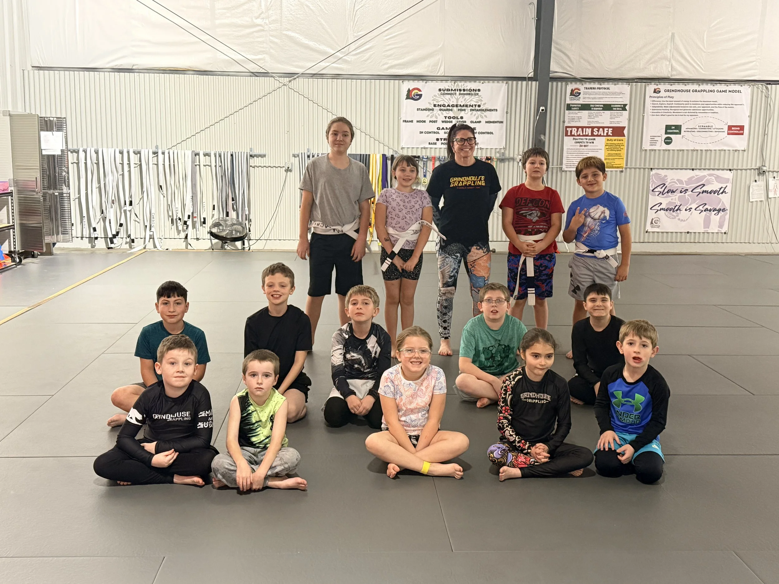 Image of kids wearing grappling gear
