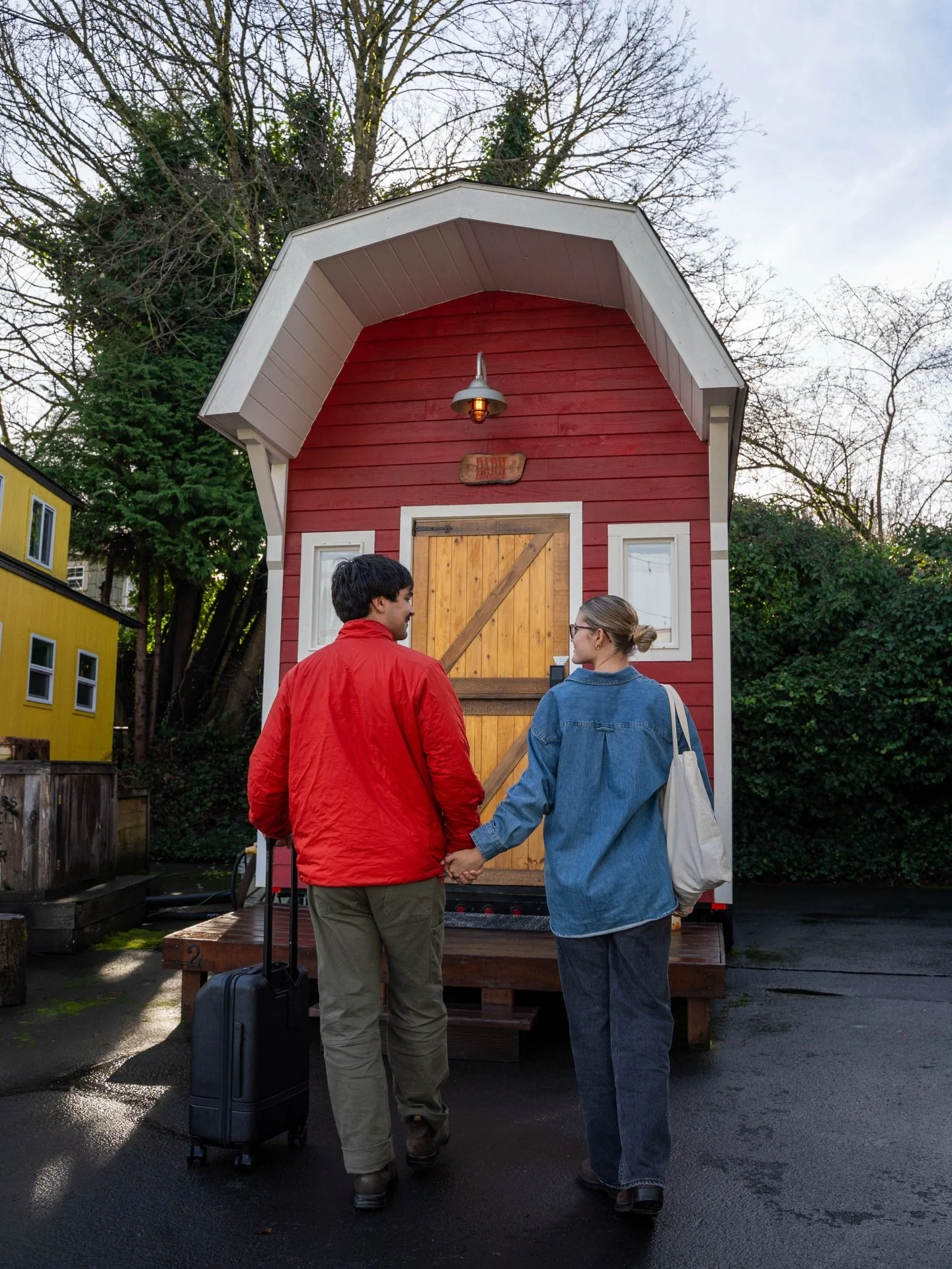 A day in the life at our 3rd stay of the Great American Road Trip &mdash; @tinydigs!

Tiny Digs Hotel is a collection of individually themed tiny homes right around the corner from &lsquo;the most delicious half-mile&rsquo; in the Kerns neighborhood.
