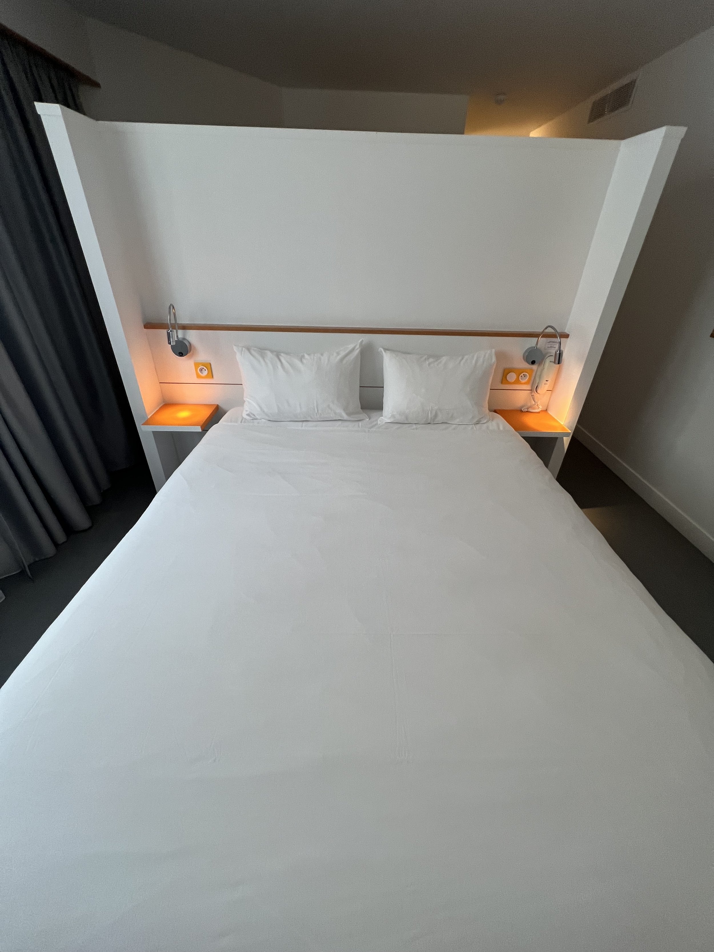 Ibis Style Collioure Hotel Bedroom.JPG