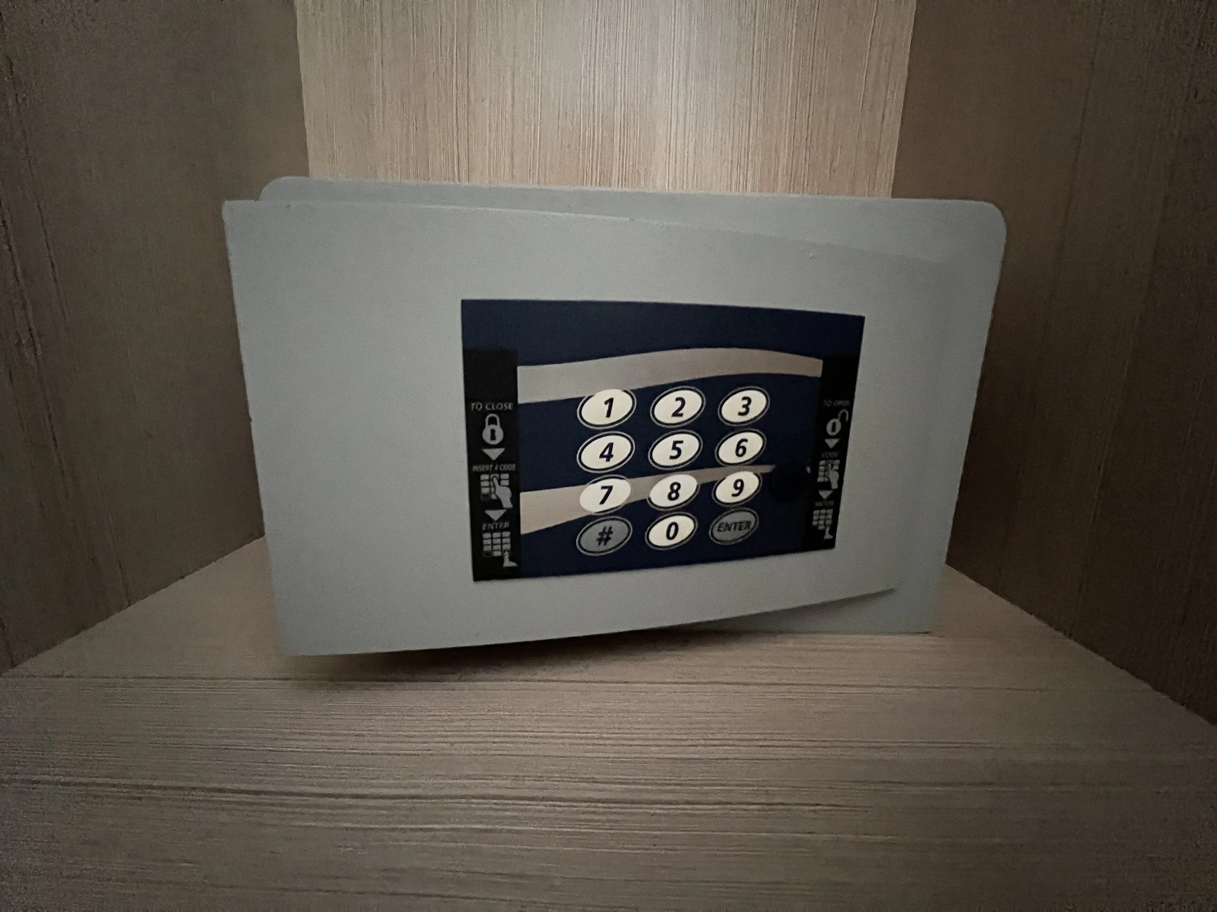 Princes de Catalogne Hotel Collioure Safe.JPG