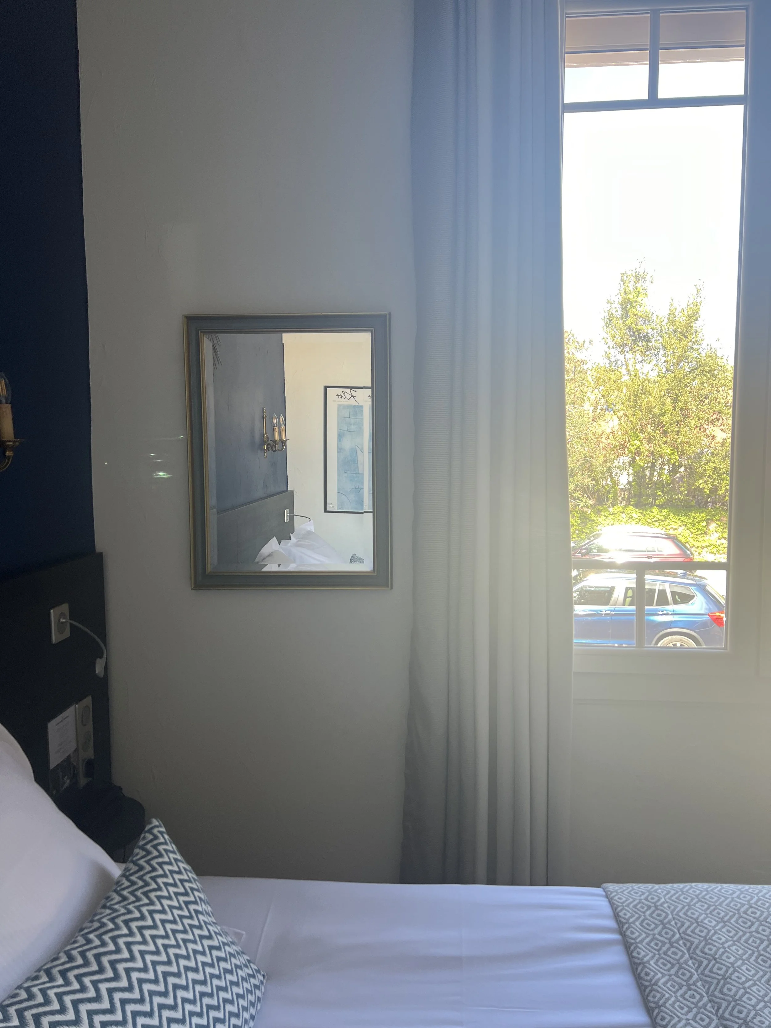 Mas des Citronniers Hotel Collioure Bedroom1.JPG