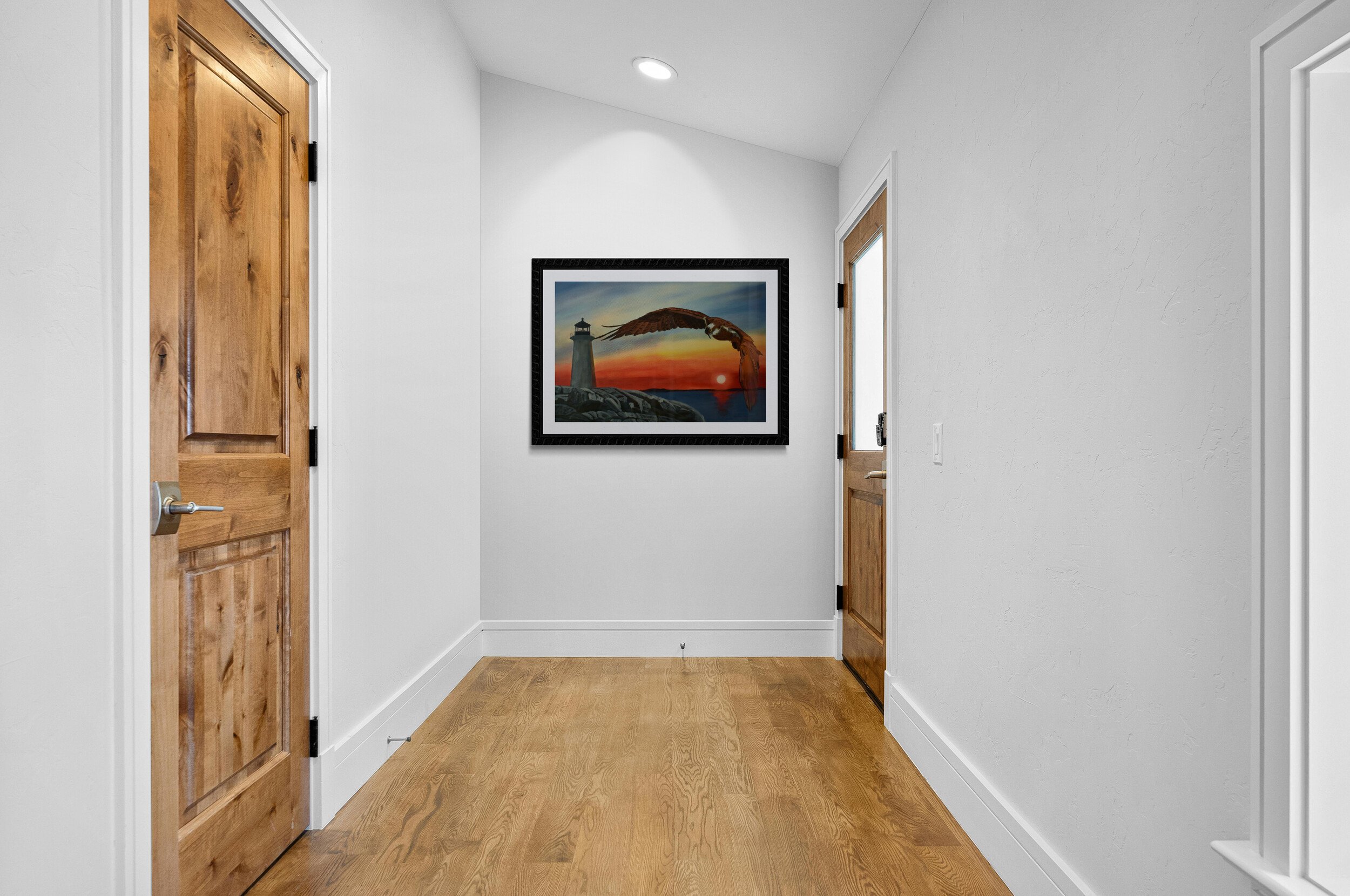 spotlit-wall-in-hallway(2).jpg