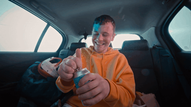 16x9 gufs00000207.gif