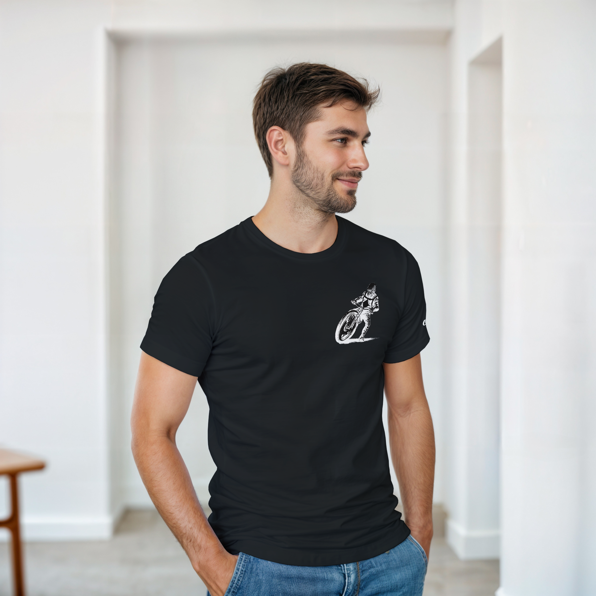ND_1967_TheOlympique_Tee_Black_Model.png