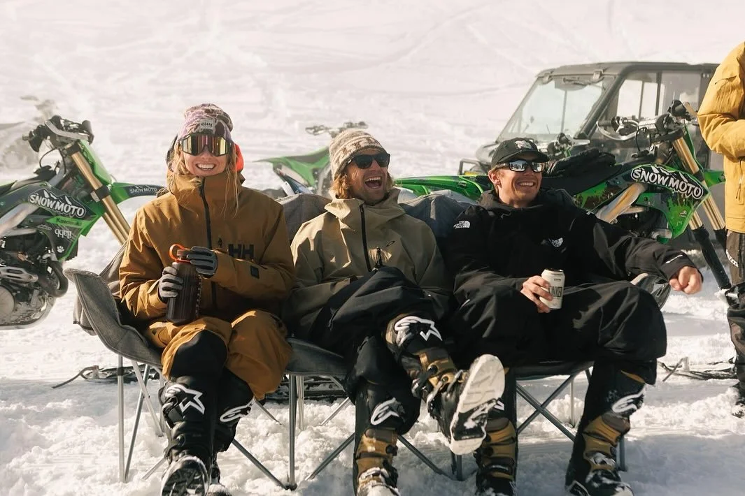 Thank you @snowmoto_nz for taking us all for a brap in the mountains. Google review &ldquo;Just as fun as it looks.&rdquo;

Incredible stills captured by @scottruzzene 

@justinmayers 
@samleviings 
@mish_maree